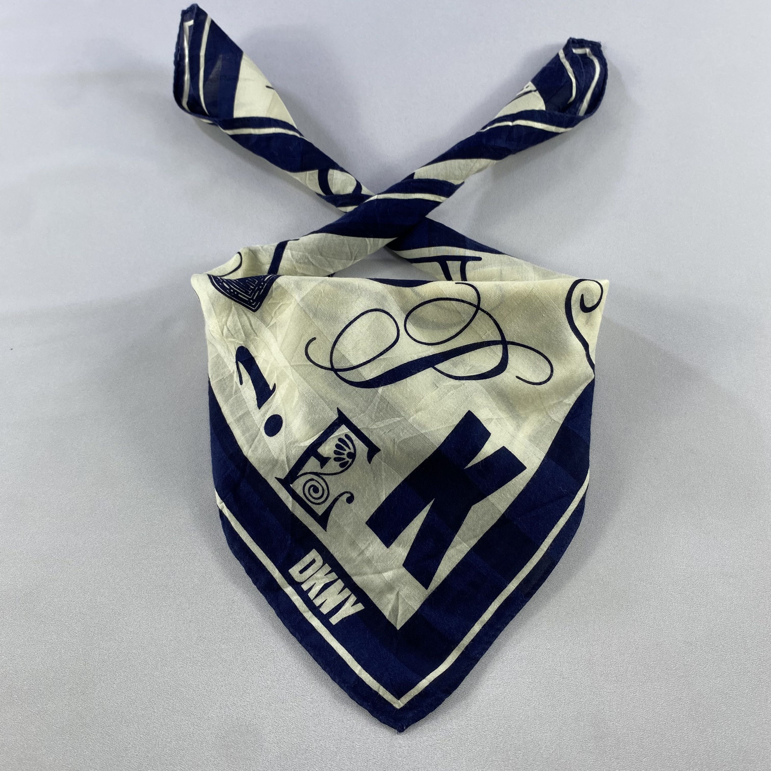 DKNY × Vintage DKNY Bandana/ Handkerchief / Neckerchief Size ONE SIZE - 1 Thumbnail