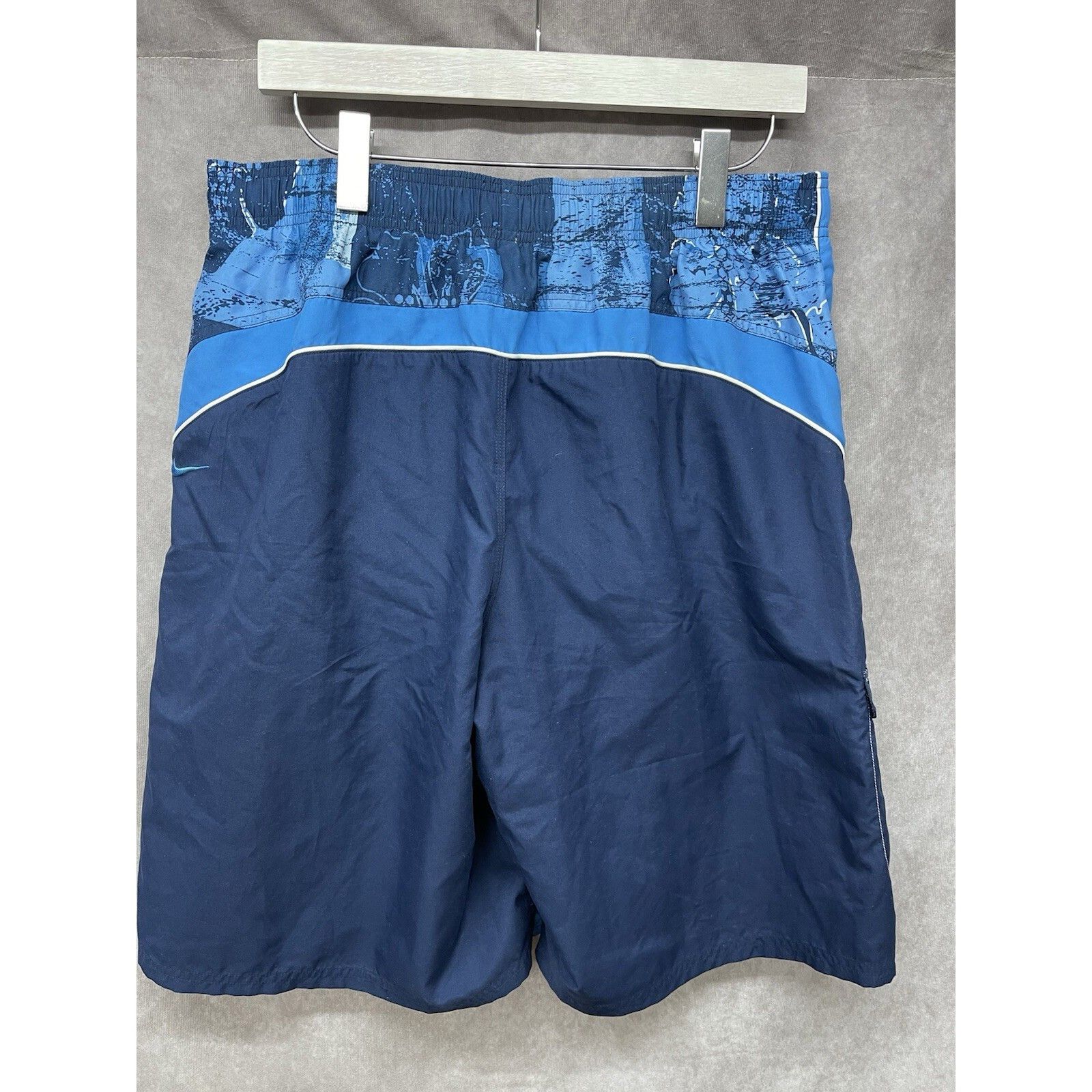 Nike VTG 90S Y2K NIKE BLUE SILVER TAG STRIPED POCKET SHORTS SWIM Size US XL / EU 56 / 4 - 9 Thumbnail