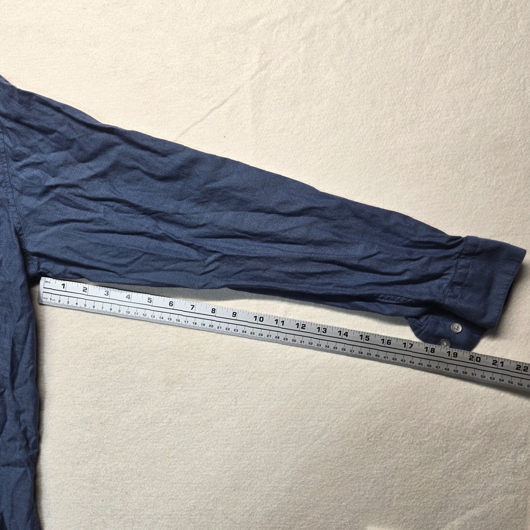 Perry Ellis VINTAGE Perry Ellis Portfolio Dress Shirt Men Long Sleeve Solid Blue 16.5 34-35 Button Up Size US L / EU 52-54 / 3 - 5 Thumbnail