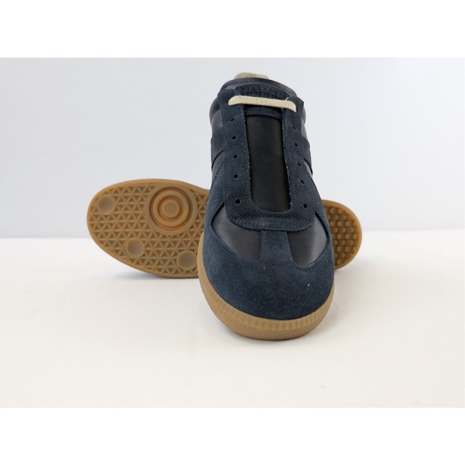 Maison Margiela o1rshd1 Q:2 / Leather-Suede Replica Sneakers Dark Navy Blue Size US 11 / EU 44 - 14 Thumbnail