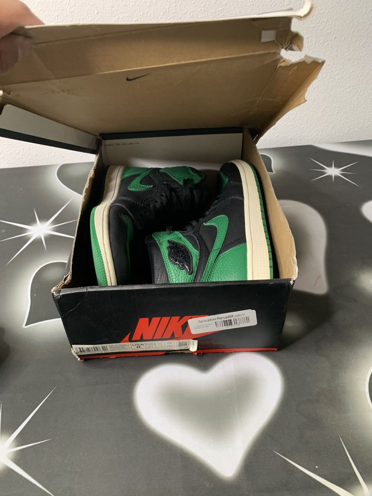 Jordan Brand Air Jordan 1 Retro High Og Pine Green 2.0 Size US 8 / EU 41 - 3 Thumbnail