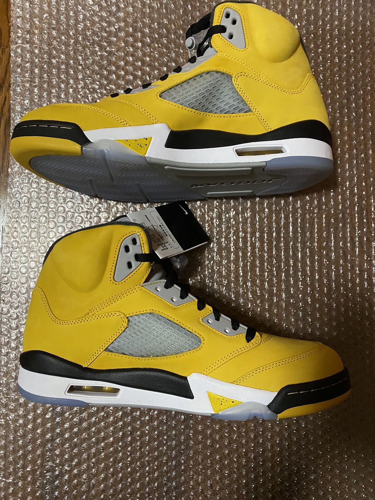 Jordan Brand US 12 AIR JORDAN 5 RETRO TOKYO 23 2025 IO3372-700 AJ5 Size US 12 / EU 45 - 3 Thumbnail