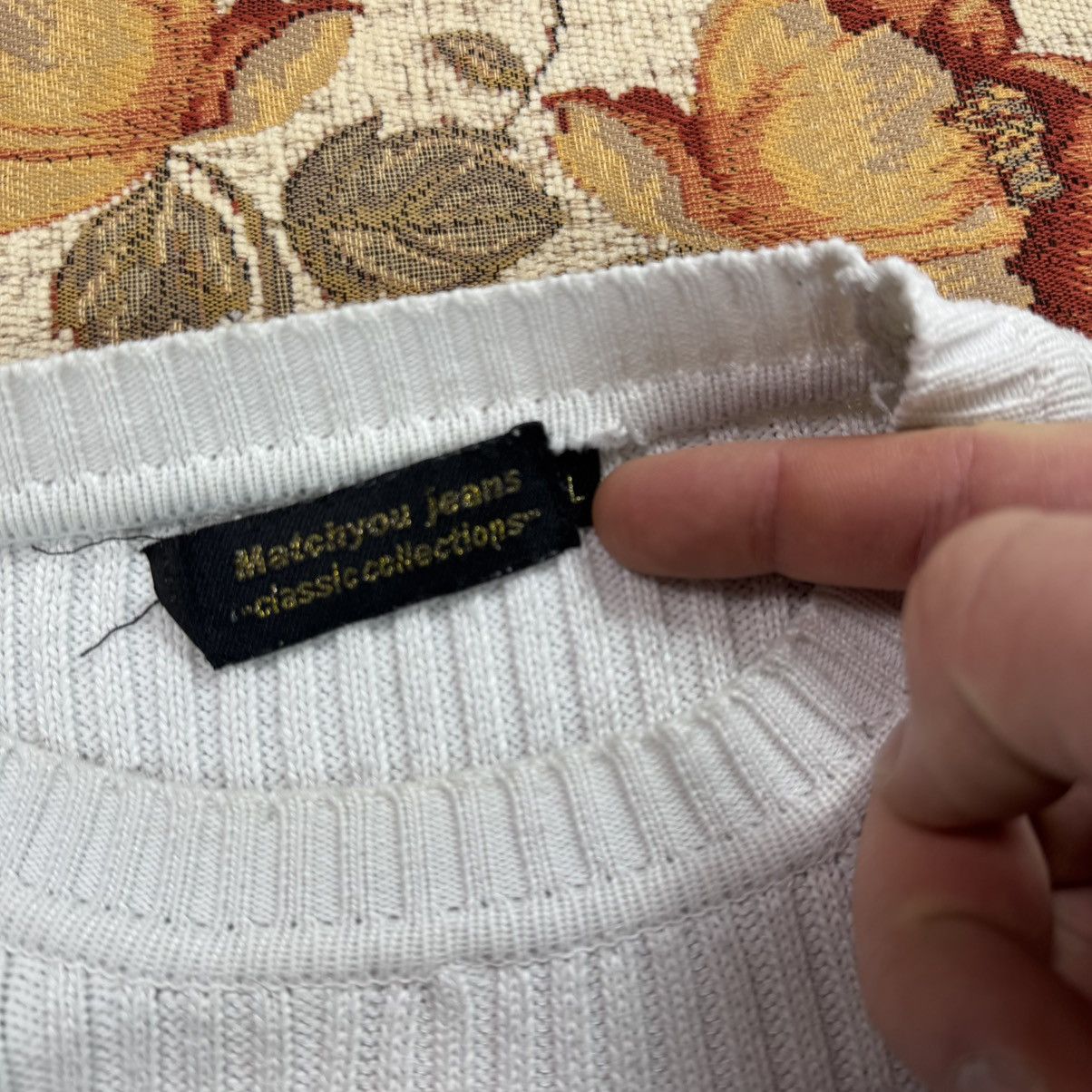 Japanese Brand Japanese Scorpion print 3D Knit White y2k tribal swag drip Size US L / EU 52-54 / 3 - 6 Thumbnail