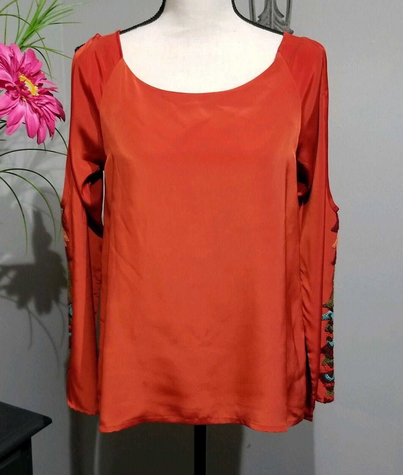 Designer Judith March Top Medium Orange Cold Shoulder Embroidered Size M / US 6-8 / IT 42-44 - 1 Thumbnail