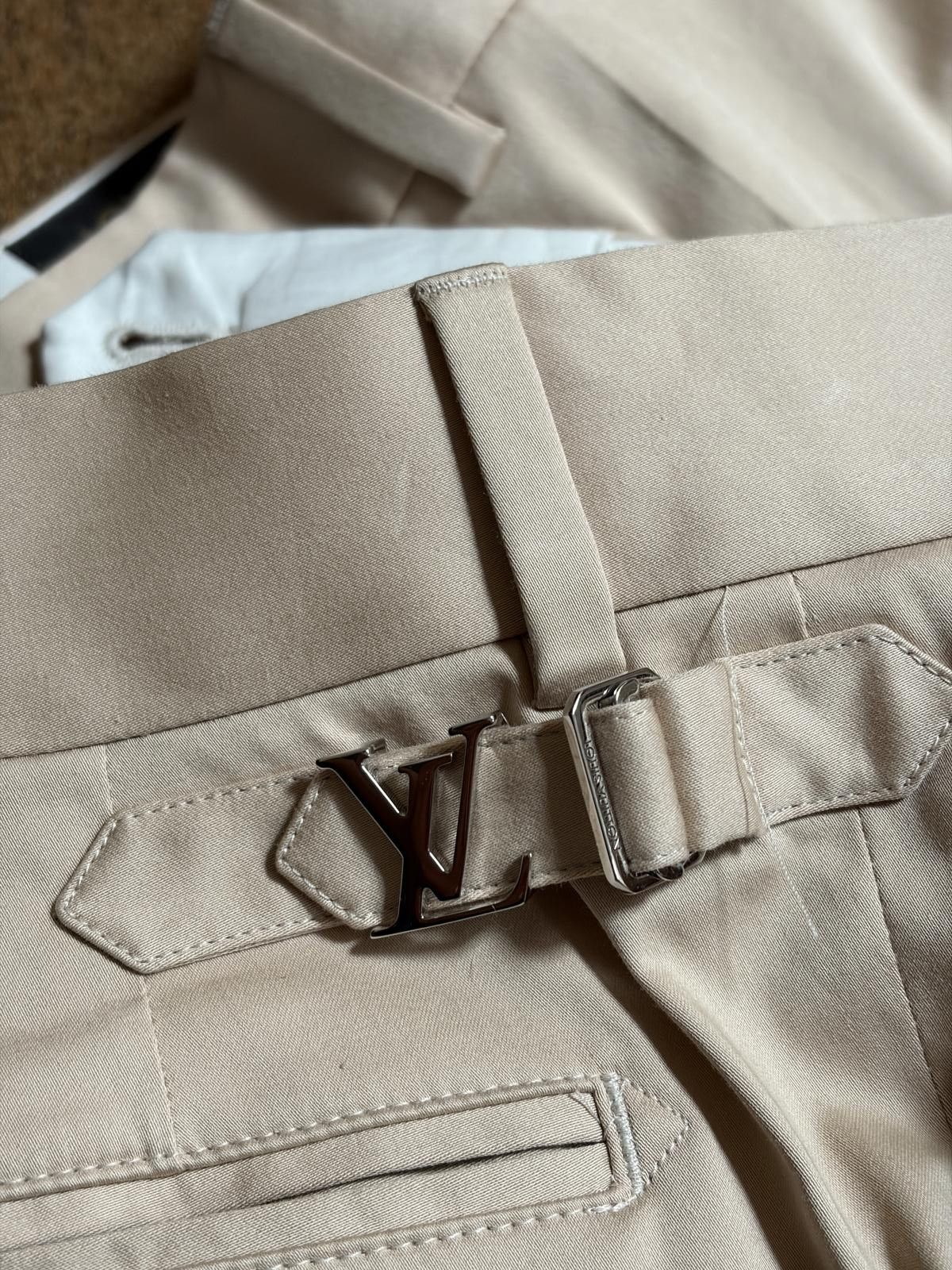 Louis Vuitton Louis Vuitton Tailored Cotton Trousers – Beige Size US 34 / EU 50 - 11 Thumbnail