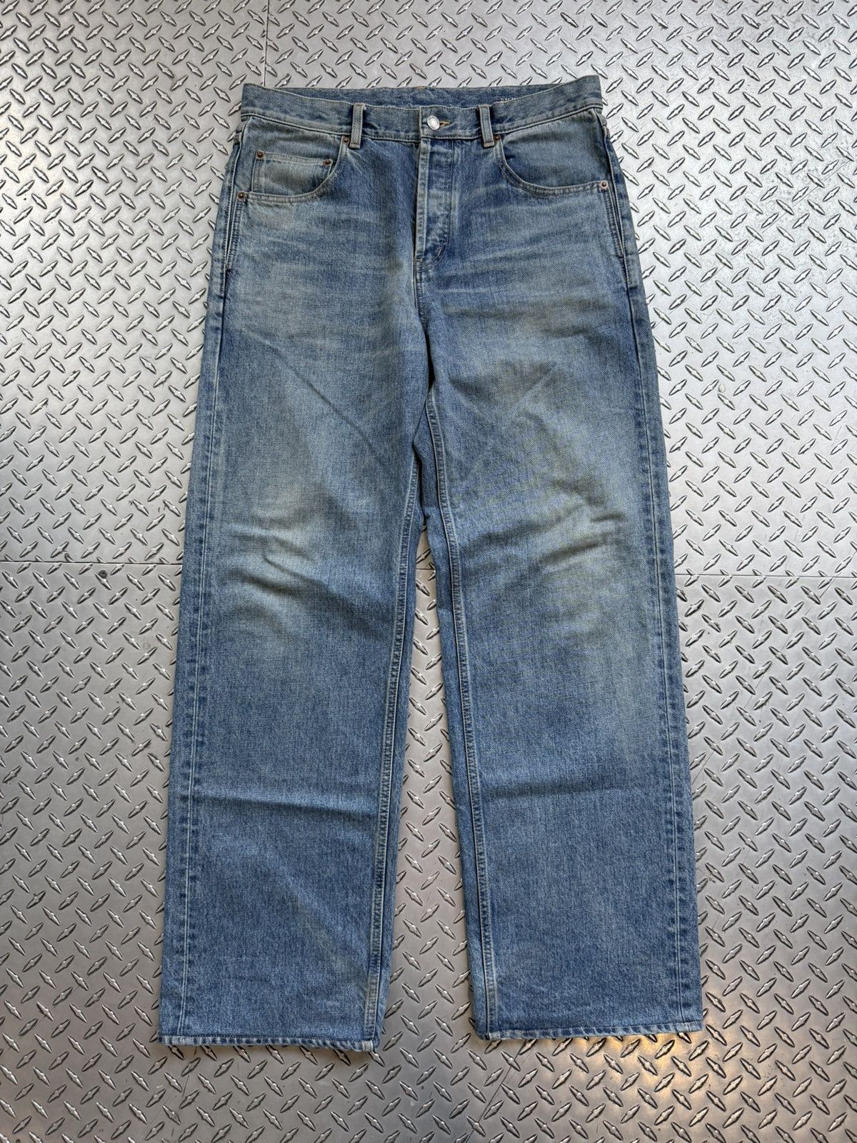 Saint Laurent Paris Saint Laurent Blue Loose Jeans Made in Japan Size US 32 / EU 48 - 1 Thumbnail