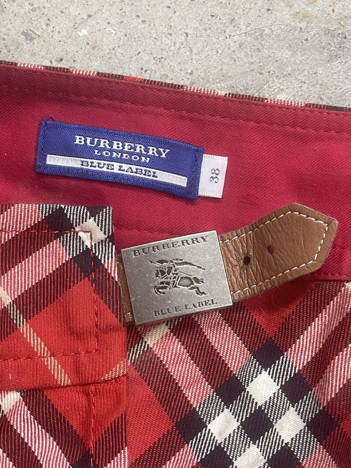 Burberry BURBERRY LONDON Skirt Nova Check Red Size 38 Size 38" / US 16 / IT 52 - 1 Thumbnail
