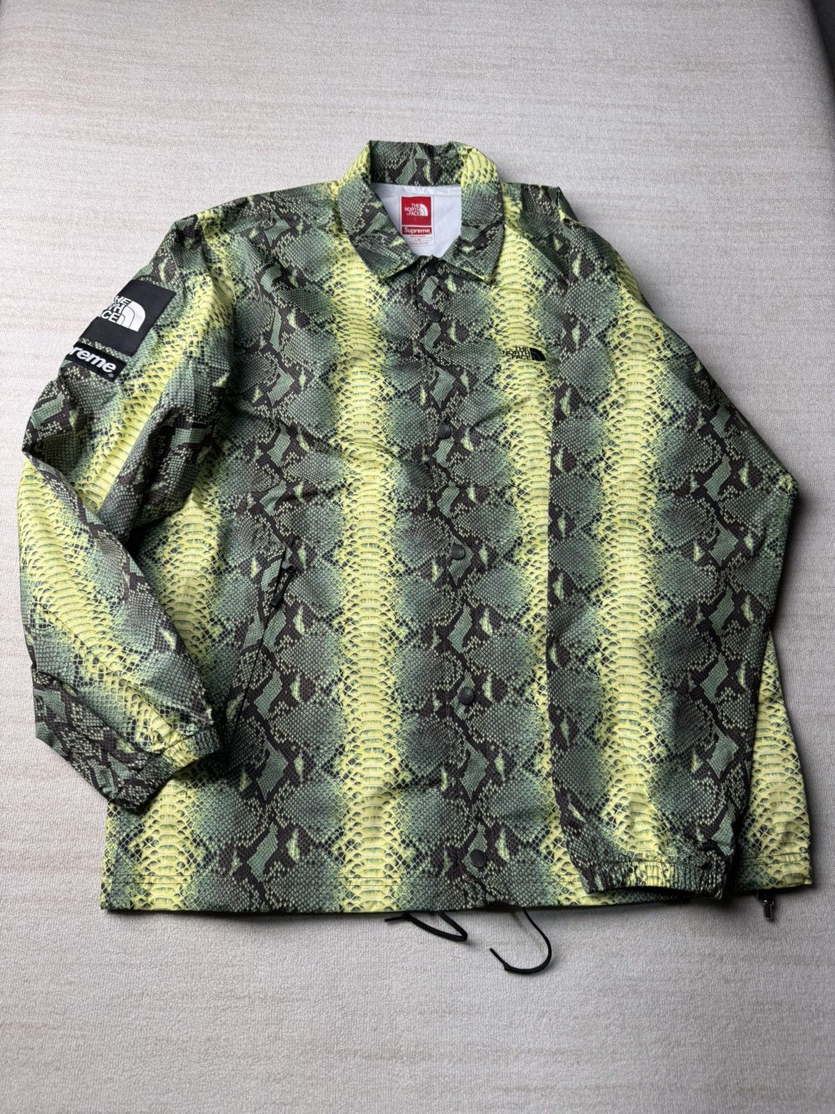 Supreme × The North Face Coach jacket Size US M / EU 48-50 / 2 - 1 Thumbnail