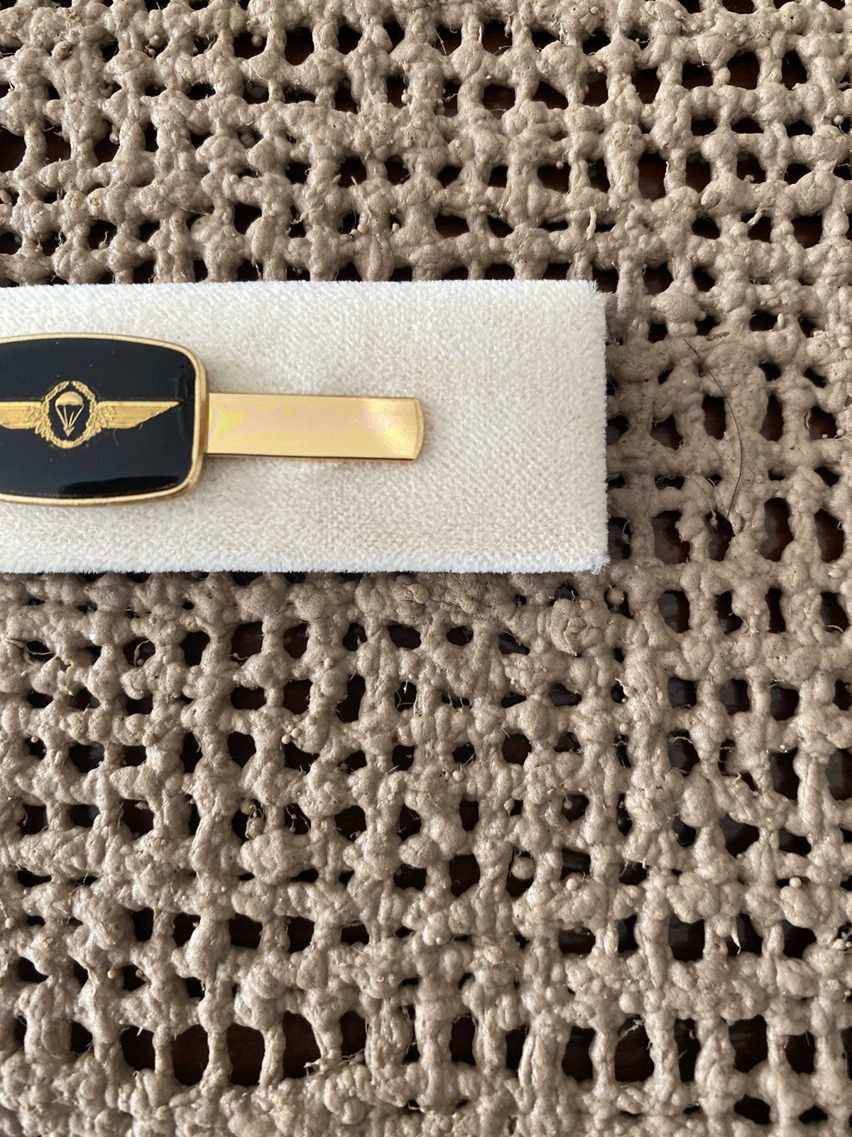 Other VINTAGE MILITARY AVIATOR GOLD TIE BAR PARACHUTE WINGS Size ONE SIZE - 3 Thumbnail
