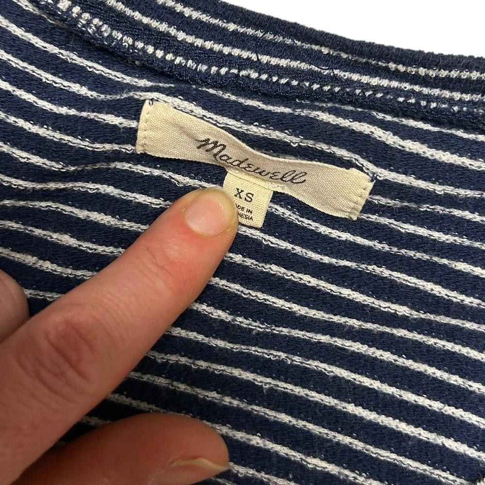 Madewell Madewell l Navy/White Textured 3/4 Sleeve Top XS Size XS / US 0-2 / IT 36-38 - 7 Thumbnail