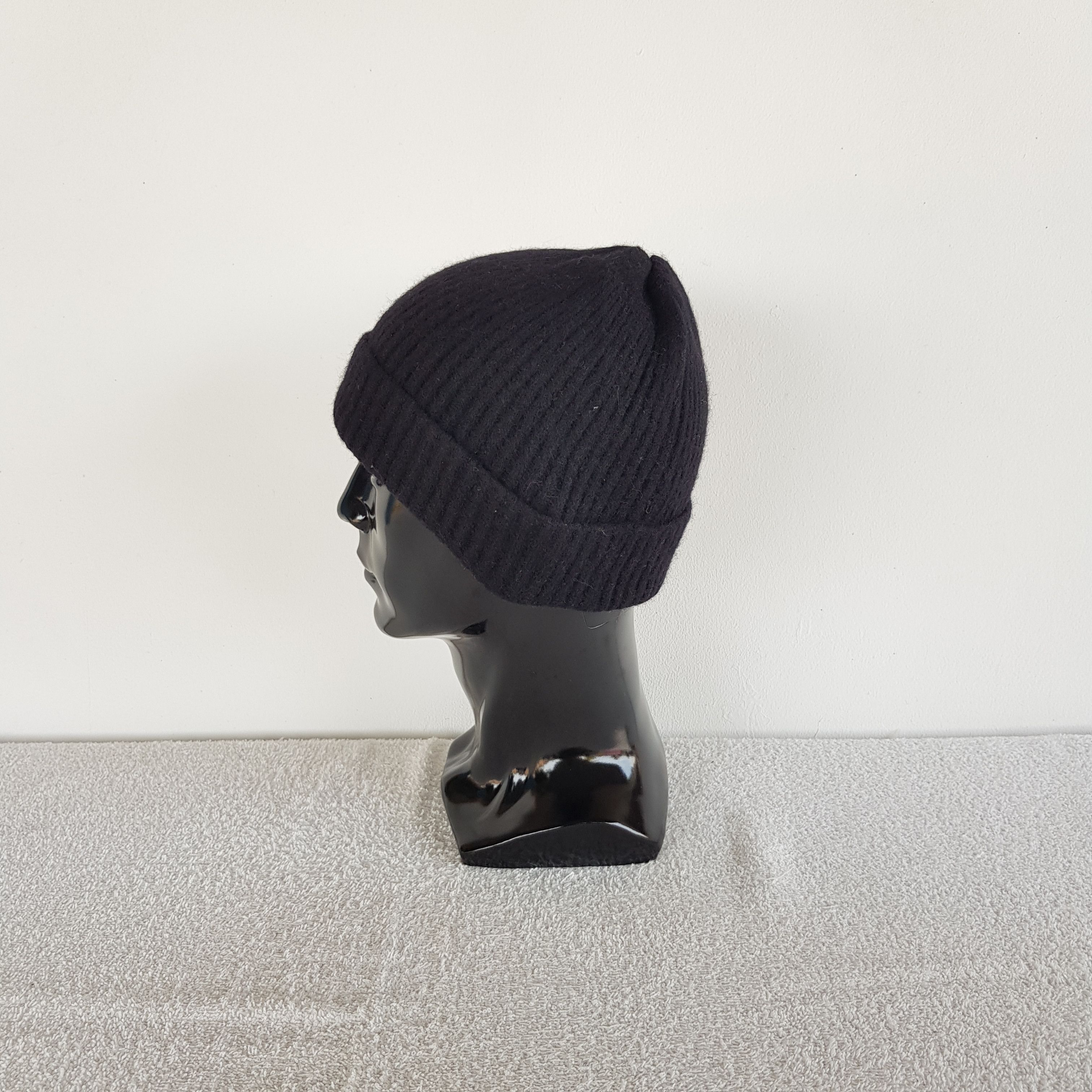 Japanese Brand Vintage Unknown Japanese Brand Beanie Y2K Knit Snow Caps Hat Size ONE SIZE - 4 Thumbnail