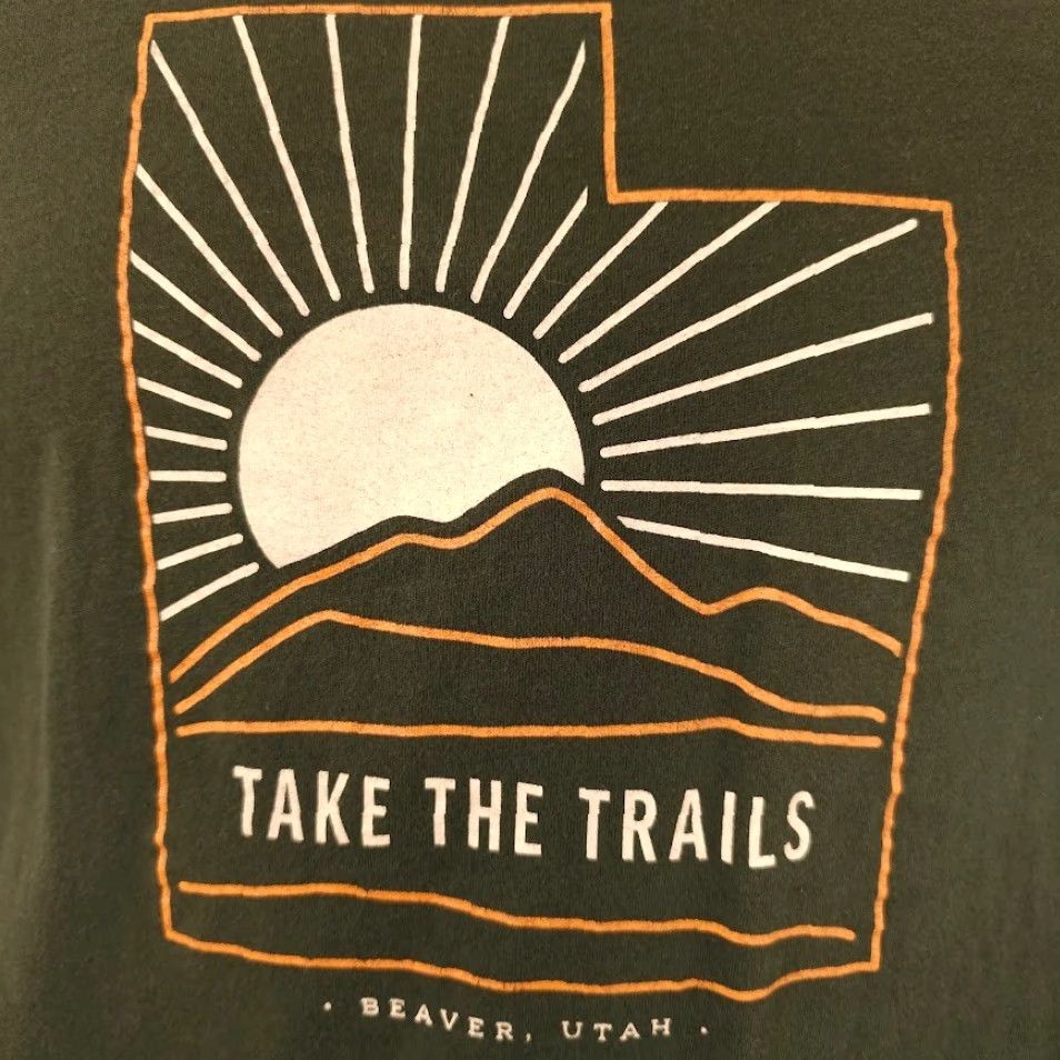 Rails VINTAGE Beaver Utah T Shirt Mens Size Large Green The Creamery Hiking Trails Size US L / EU 52-54 / 3 - 3 Thumbnail