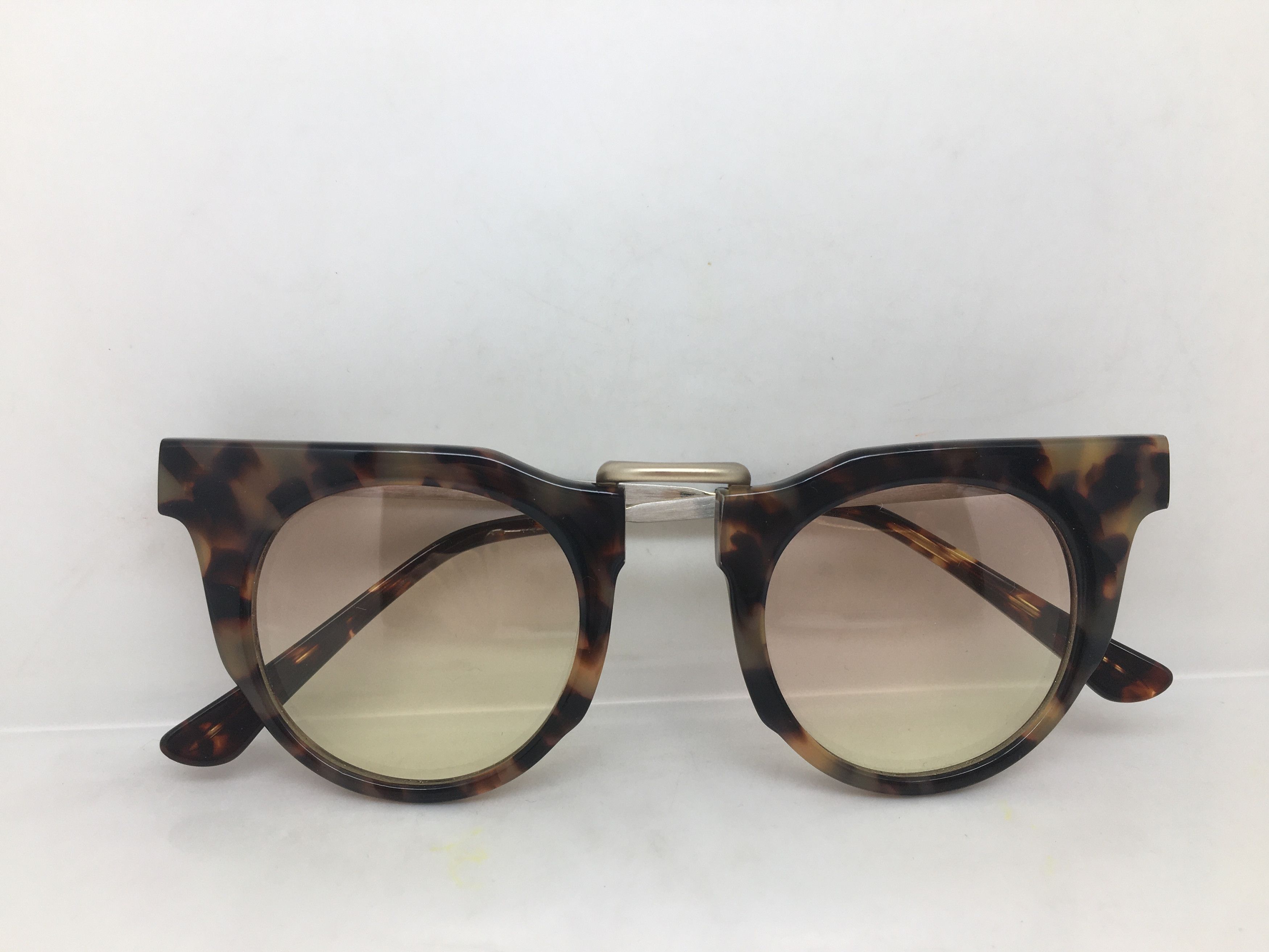 Vintage Vintage Tortoise Acetate Sunglasses Frame Size ONE SIZE - 7 Thumbnail