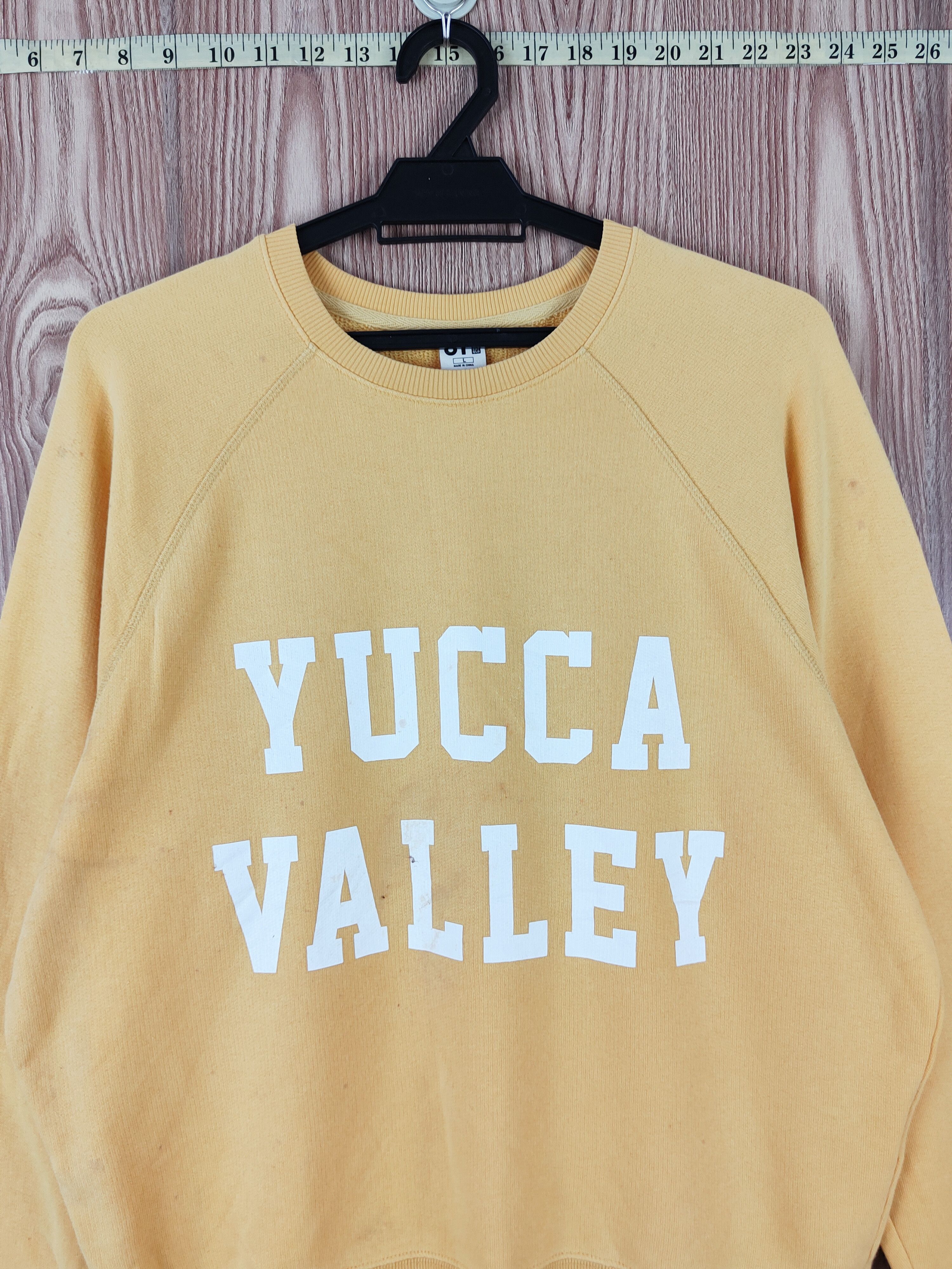 California Republic 1978 Yucca Valley X Uniqlo Yellow Sweatshirts #W186 Size US L / EU 52-54 / 3 - 2 Thumbnail