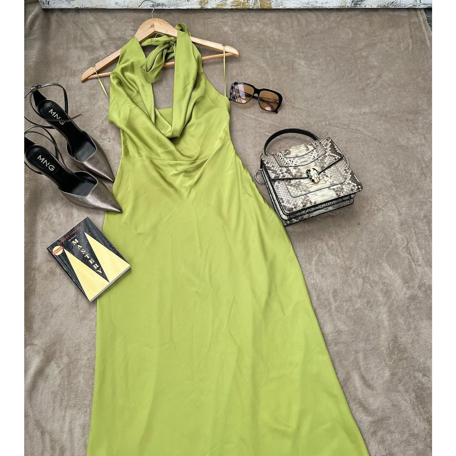 Mango MANGO Open Back Satin Midi Dress NWT Size M / US 6-8 / IT 42-44 - 23 Thumbnail
