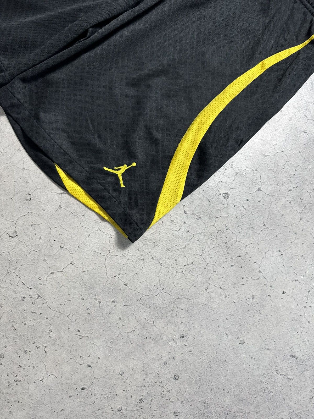 Jordan Brand Nike AIR Jordan FC PSG Paris Saint Germain Football Shorts Size US 30 / EU 46 - 2 Thumbnail