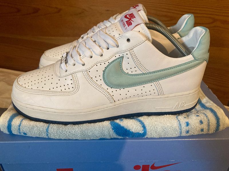 Nike Nike Air Force One AF1 - Puerto Rico PR Day - UK 9 RARE Size US 10 / EU 43 - 2 Thumbnail