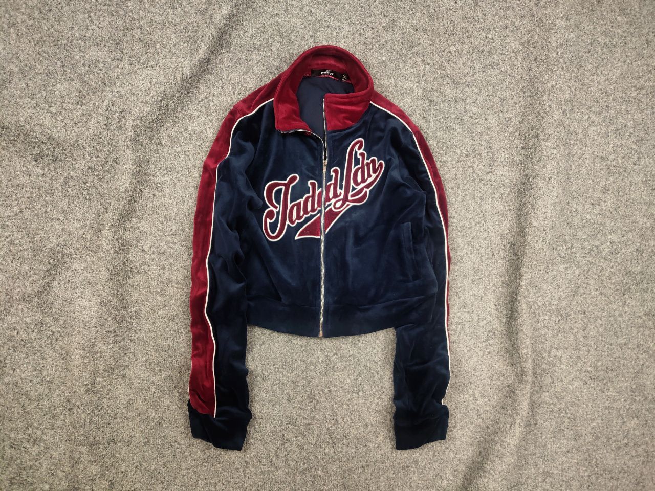 Jaded London Jaded London Y2K co-ords zip up velour cropped pullover Size M / US 6-8 / IT 42-44 - 2 Thumbnail
