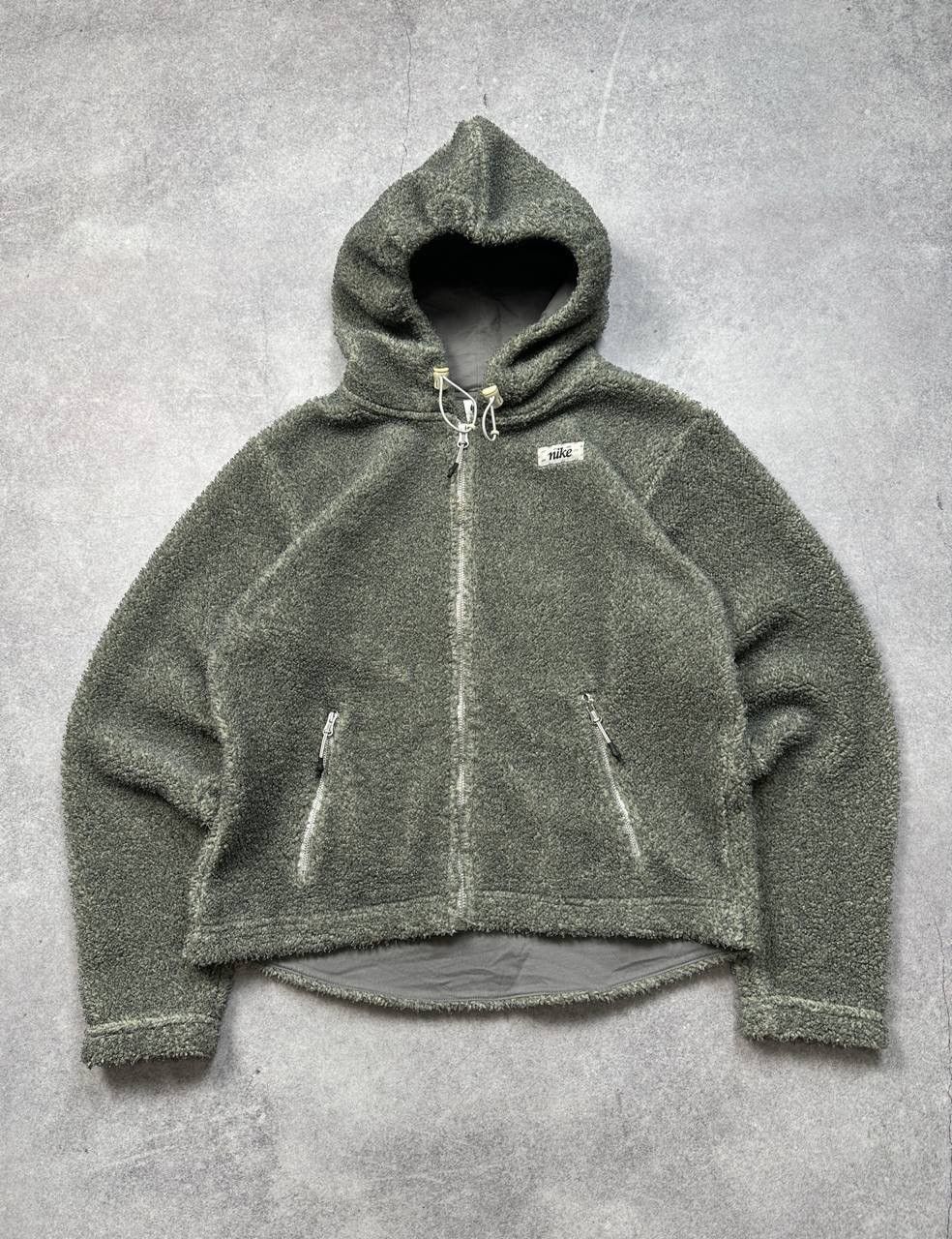 Nike Vintage Nike Women’s Fleece Sweatshirt, Size S – Cozy & Spor Size S / US 4 / IT 40 - 1 Thumbnail