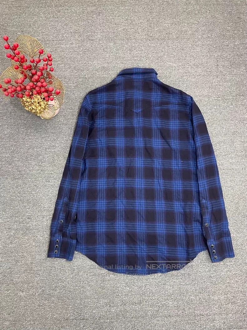Saint Laurent Paris Saint Laurent Paris Cat Eye Button Blue and Black Plaid Sh Size US XL / EU 56 / 4 - 6 Thumbnail