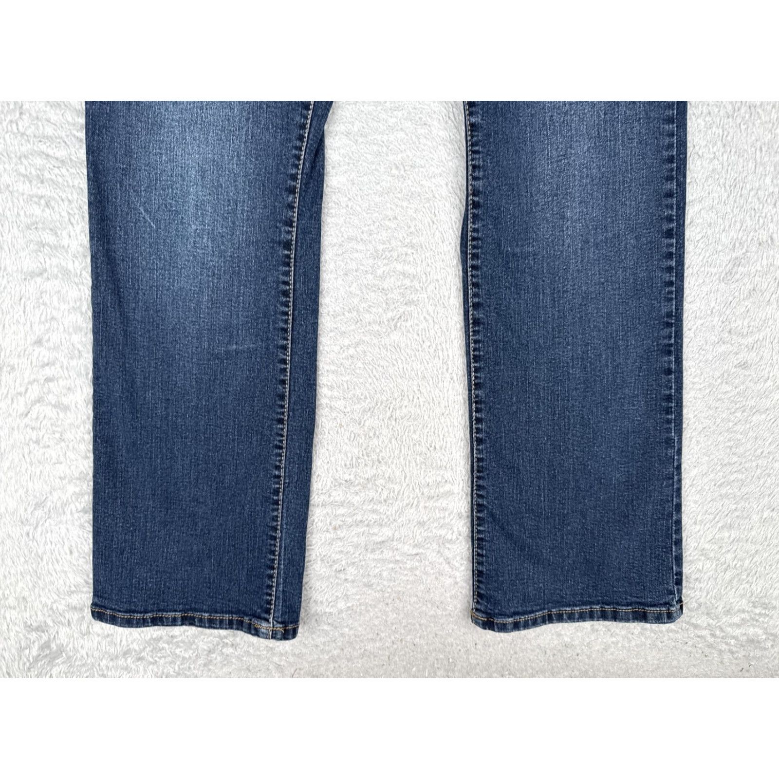 Vintage Wallflower Jeans Wallflower Regular Bootcut Jeans 15 Blue Mid Rise 30x29 Bohemian City Cowboy 5-Pocket Stretch Denim Womens Jeans Size 36" / US 14 / IT 50 - 2 Thumbnail