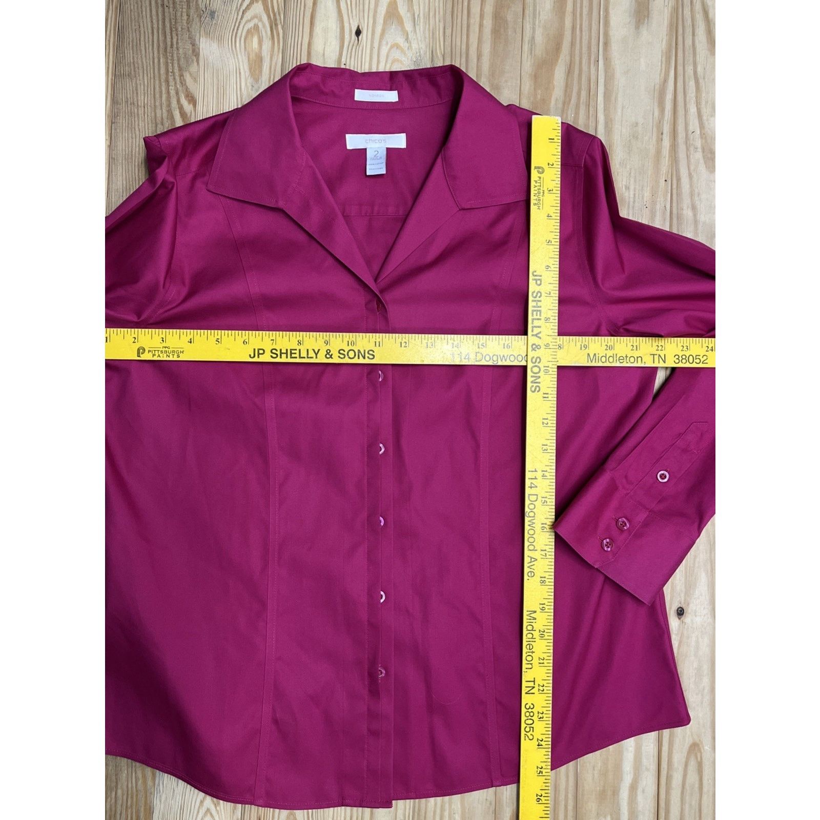 Chicos Chico's Non-Iron Shirt Sz 2 Magenta Button Front Longsleeve Size XS / US 0-2 / IT 36-38 - 5 Thumbnail