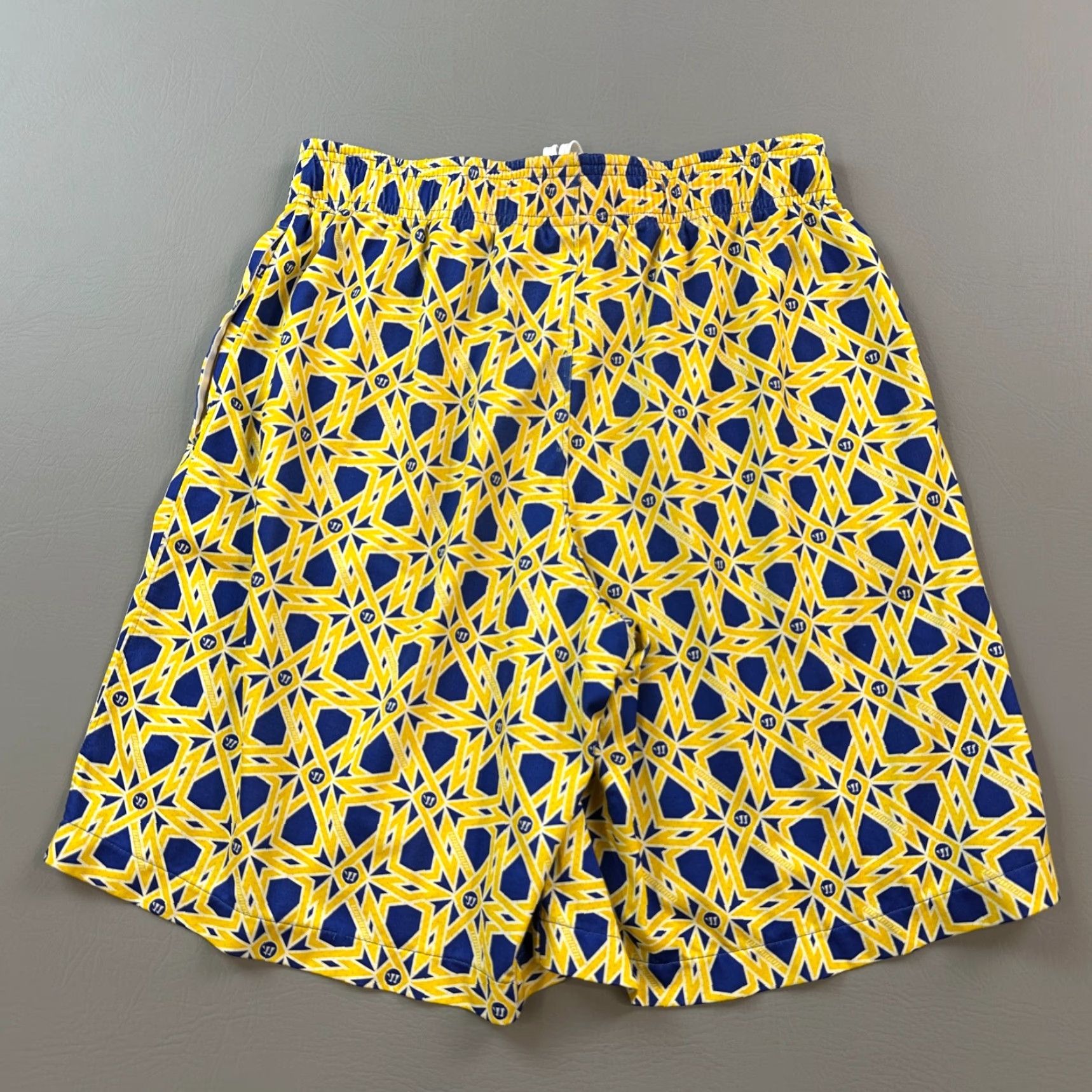 Under Armour VINTAGE Warrior Lacrosse Shorts Mens Small Yellow Blue Geometric Mosaic Print Drawstring Size US 29 - 7 Thumbnail