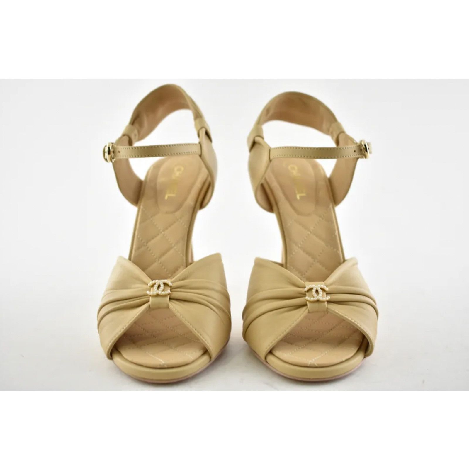 20P Lambskin CC Pearl Ankle Strap Sandals Heel Pump 37.5c