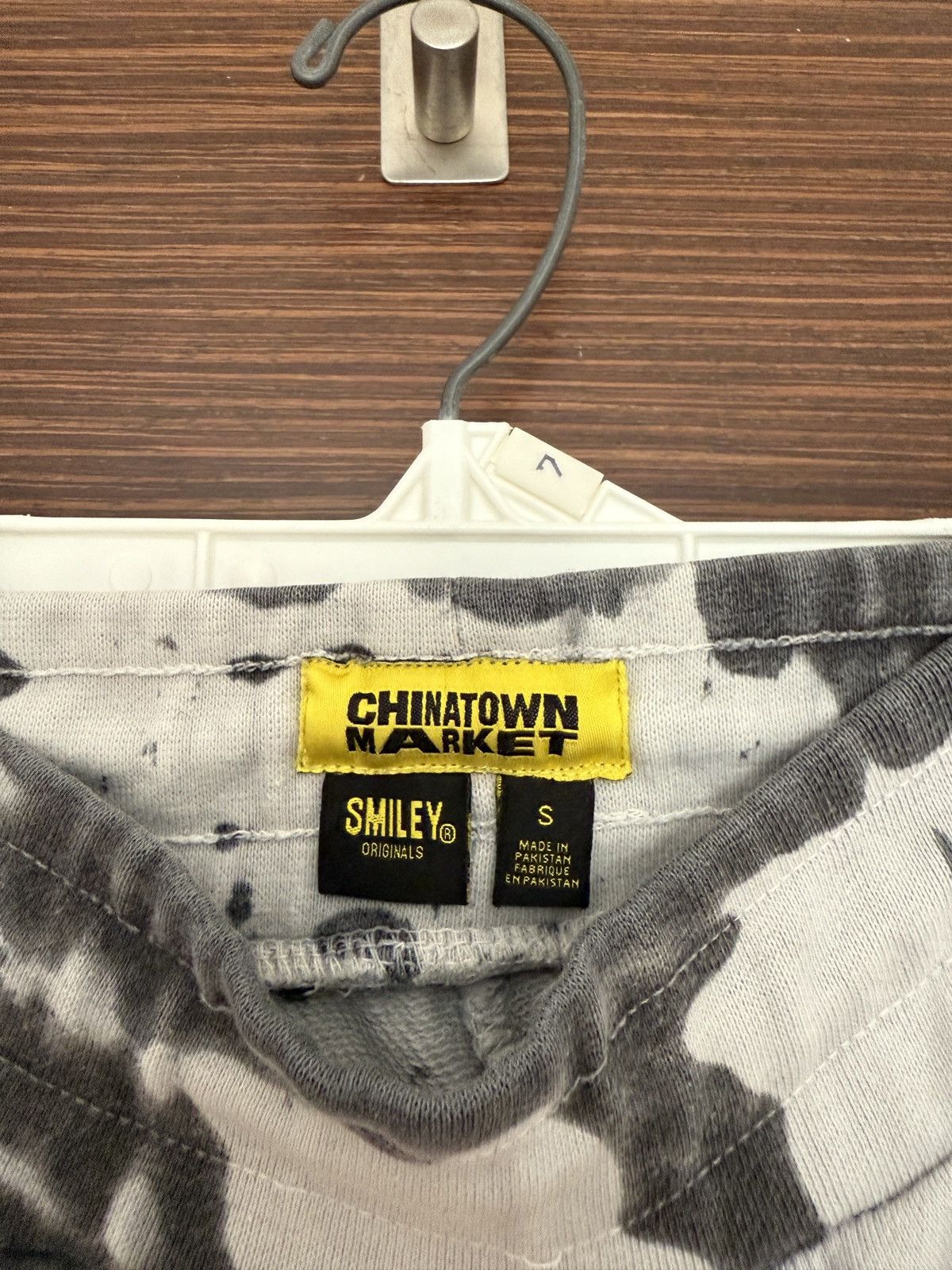 Market Chinatown cow printed sweatpants Size US 29 - 2 Thumbnail