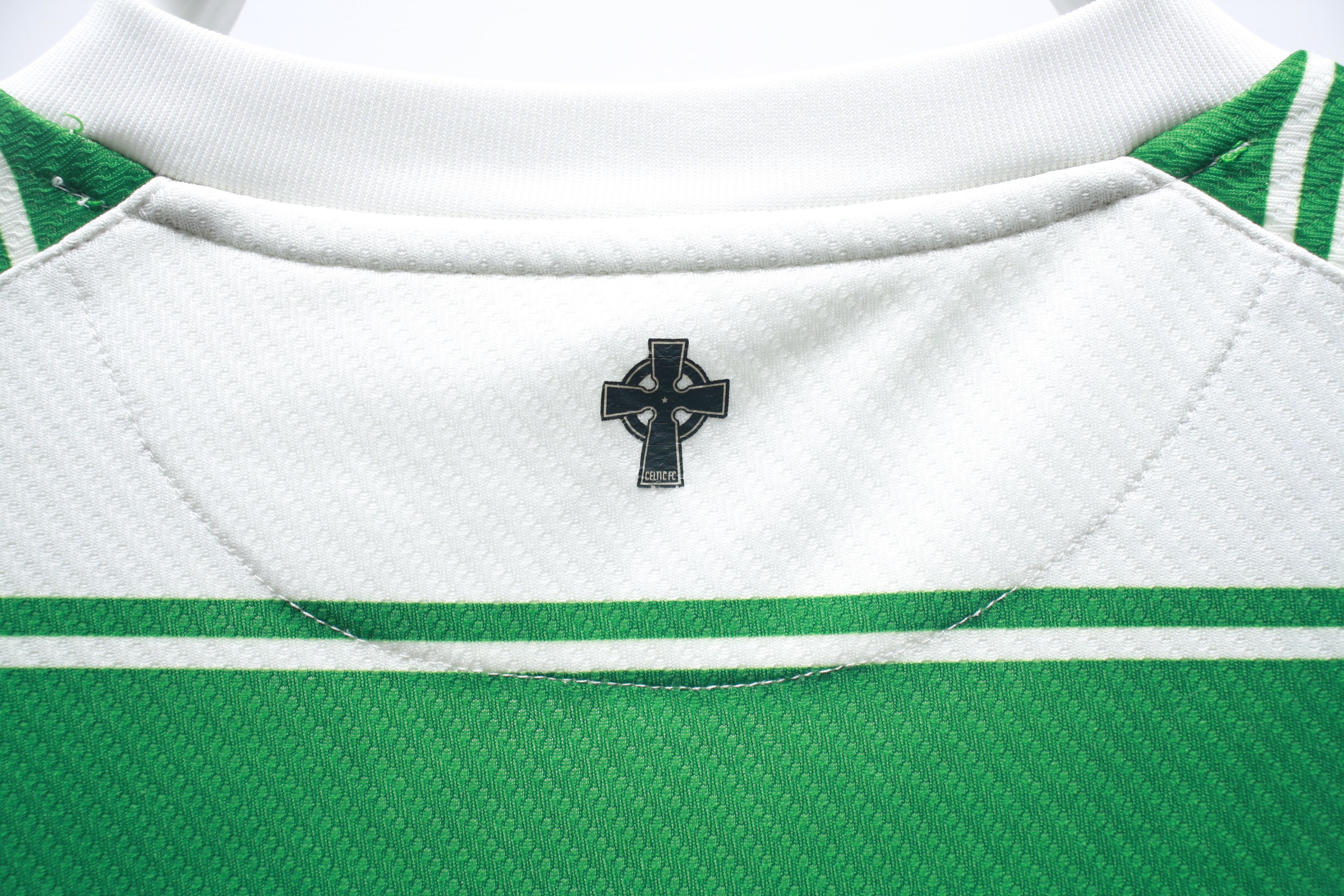New Balance Football Shirt Celtic Glasgow Hoops New Balance Jersey Size US L / EU 52-54 / 3 - 6 Thumbnail