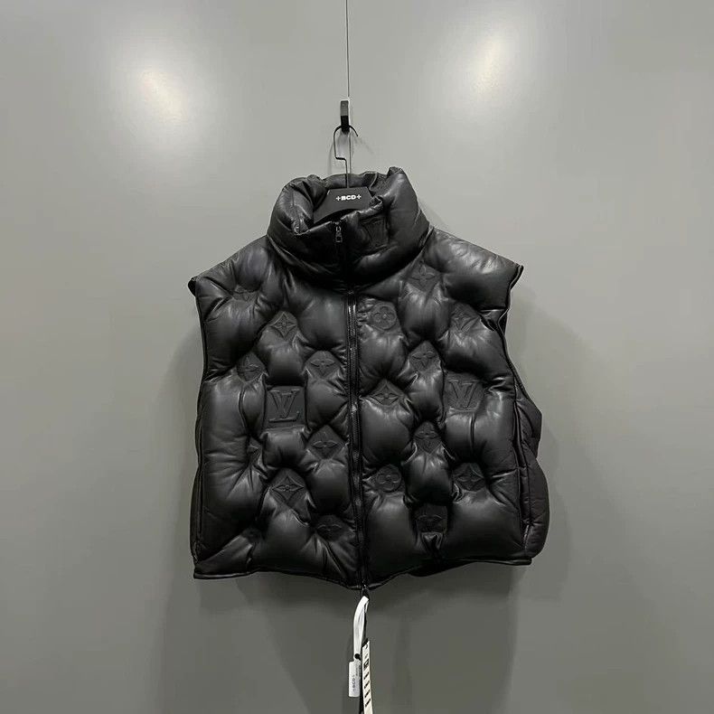 Louis Vuitton Louis Vuitton Black Padded Vest-dmc Size US S / EU 44-46 / 1 - 1 Thumbnail