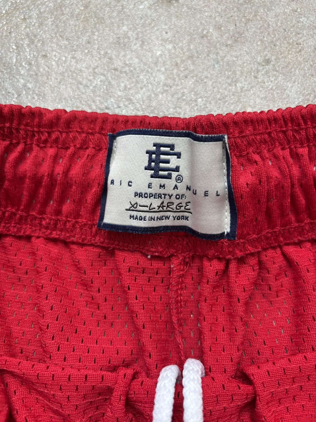 Eric Emanuel Eric Emanuel Red lightning mesh shorts Size US 34 / EU 50 - 2 Thumbnail