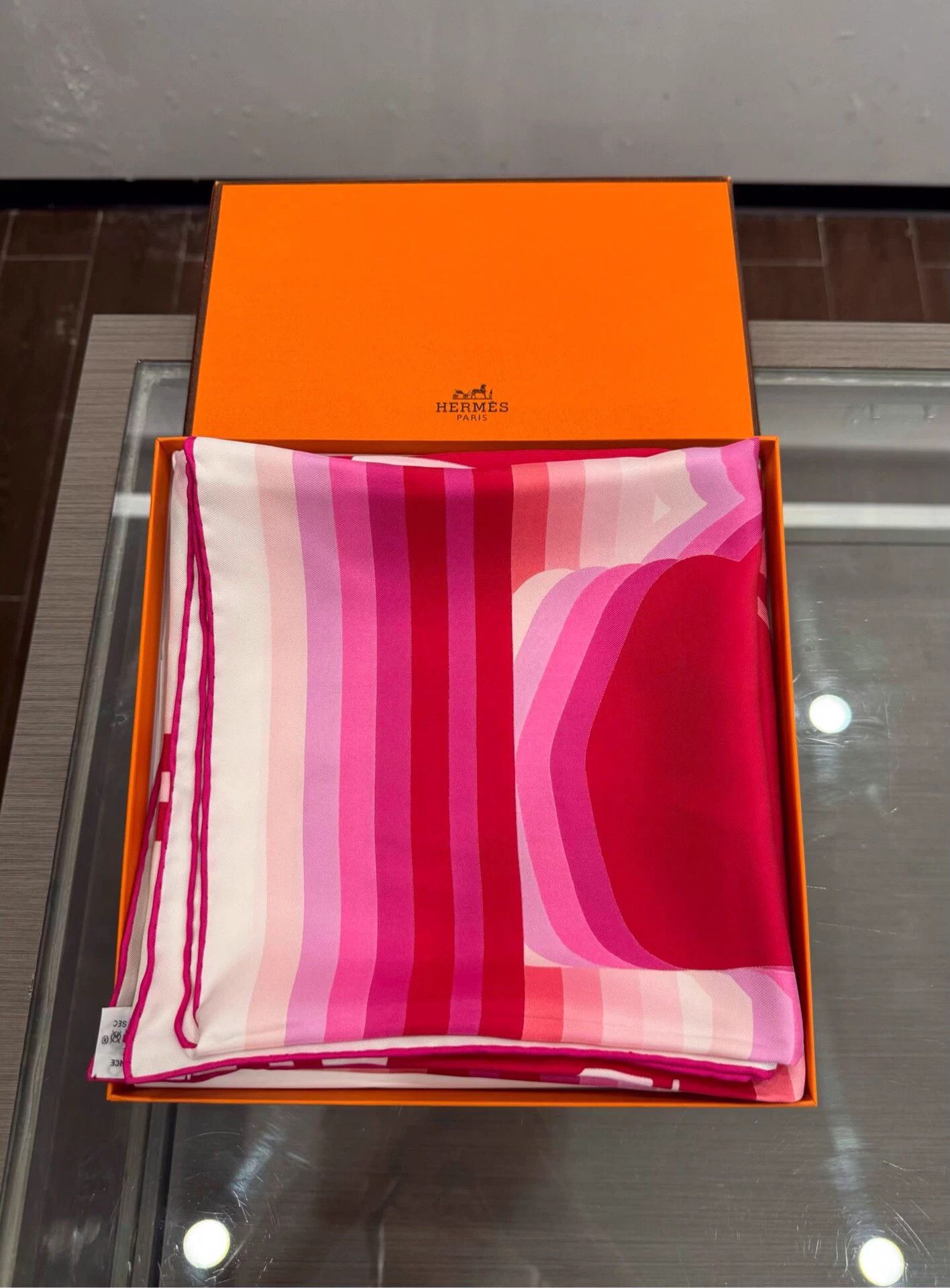 Hermes Hermes Pink Silk Scarf Heraldic Reins 90x90cm Size ONE SIZE - 2 Thumbnail