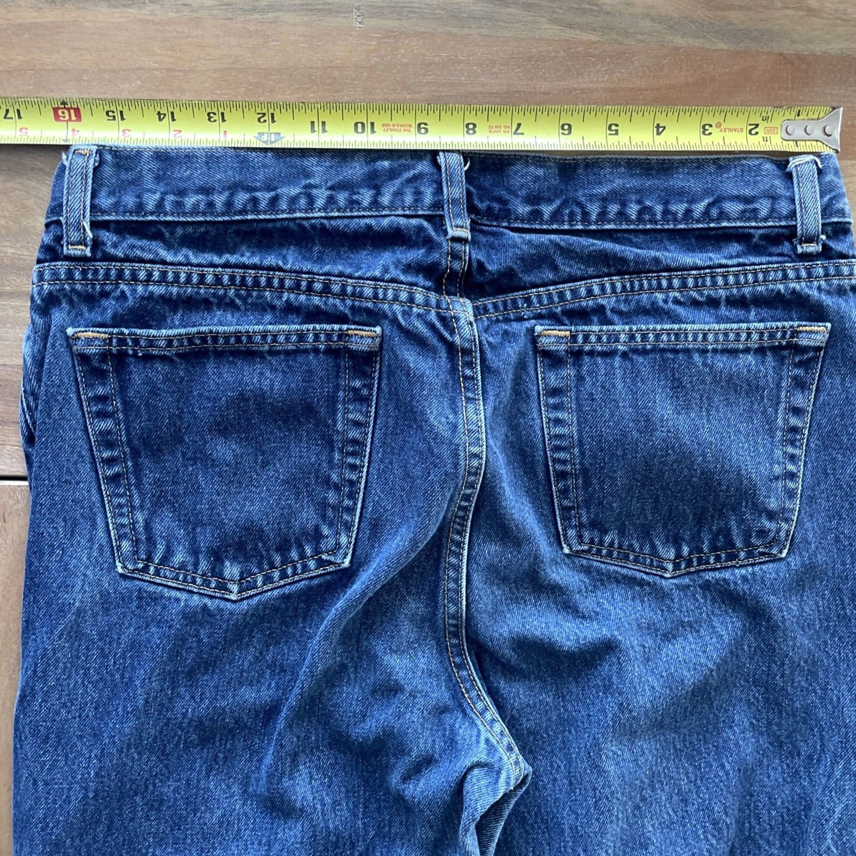 Gap VINTAGE Gap Relaxed Bootcut Jeans Womens 14 Reg 32x30 High Rise Button Fly Blue Denim 5-Pocket Womens Jeans Boys? Wait. Size 36" / US 14 / IT 50 - 6 Thumbnail