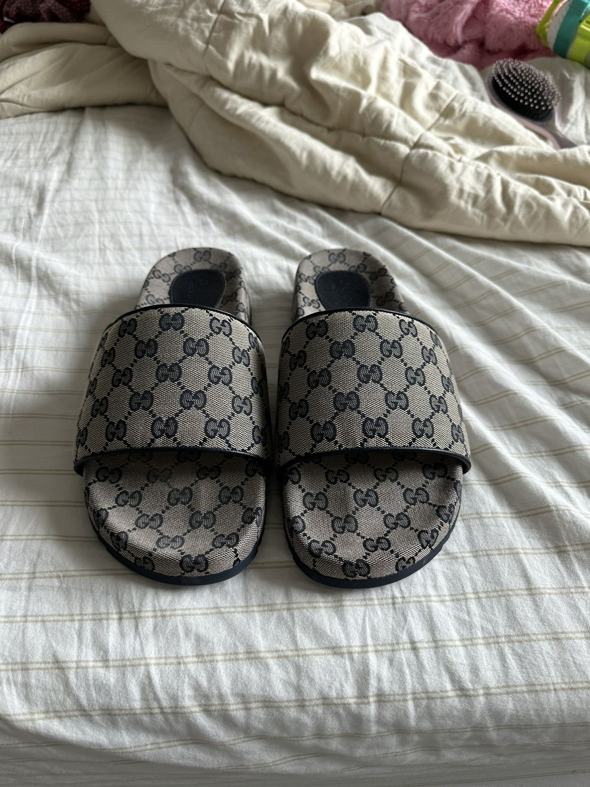 Pre-owned Gucci Monogram Pattern Canvas Slides In Brown