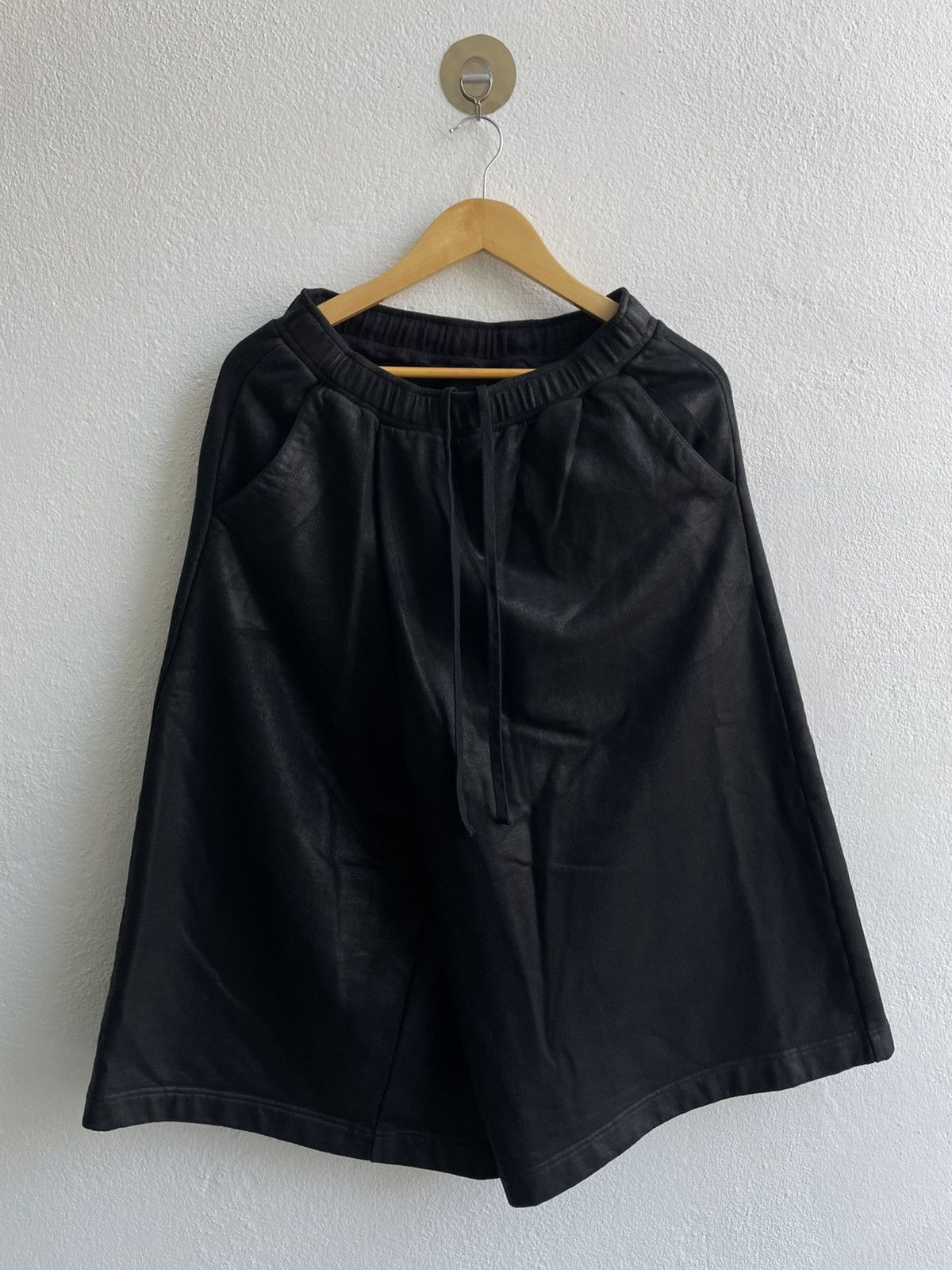 Julius JULIUS 7 "FW2021 SAMPLE" Waxed Baggy Wide Pants Size US 30 / EU 46 - 1 Thumbnail