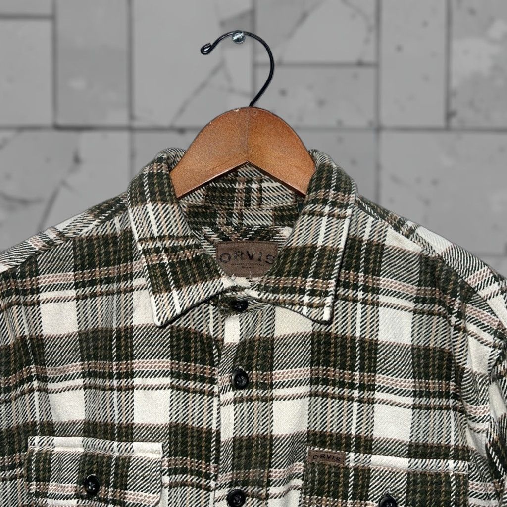 Orvis Orvis Shirt Plaid Green Flannel Mens Size M Long Sleeve Button-Up Regular Size Size US M / EU 48-50 / 2 - 1 Thumbnail