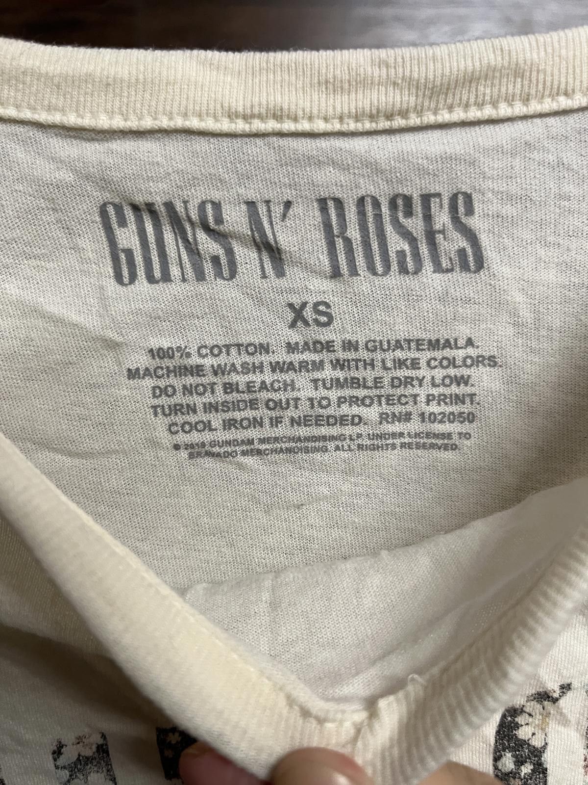 Designer Guns N Roses Junior Tee - Flowers on each Letter - XS Size XS / US 0-2 / IT 36-38 - 2 Thumbnail