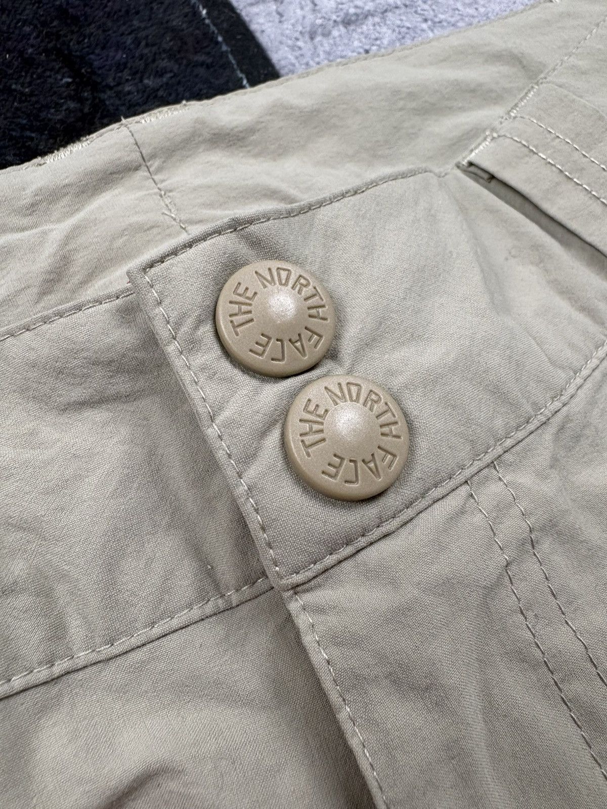 The North Face THE NORTH FACE Transformer Mini Logo Pants/Shorts Outdoor Size 28" / US 6 / IT 42 - 8 Thumbnail