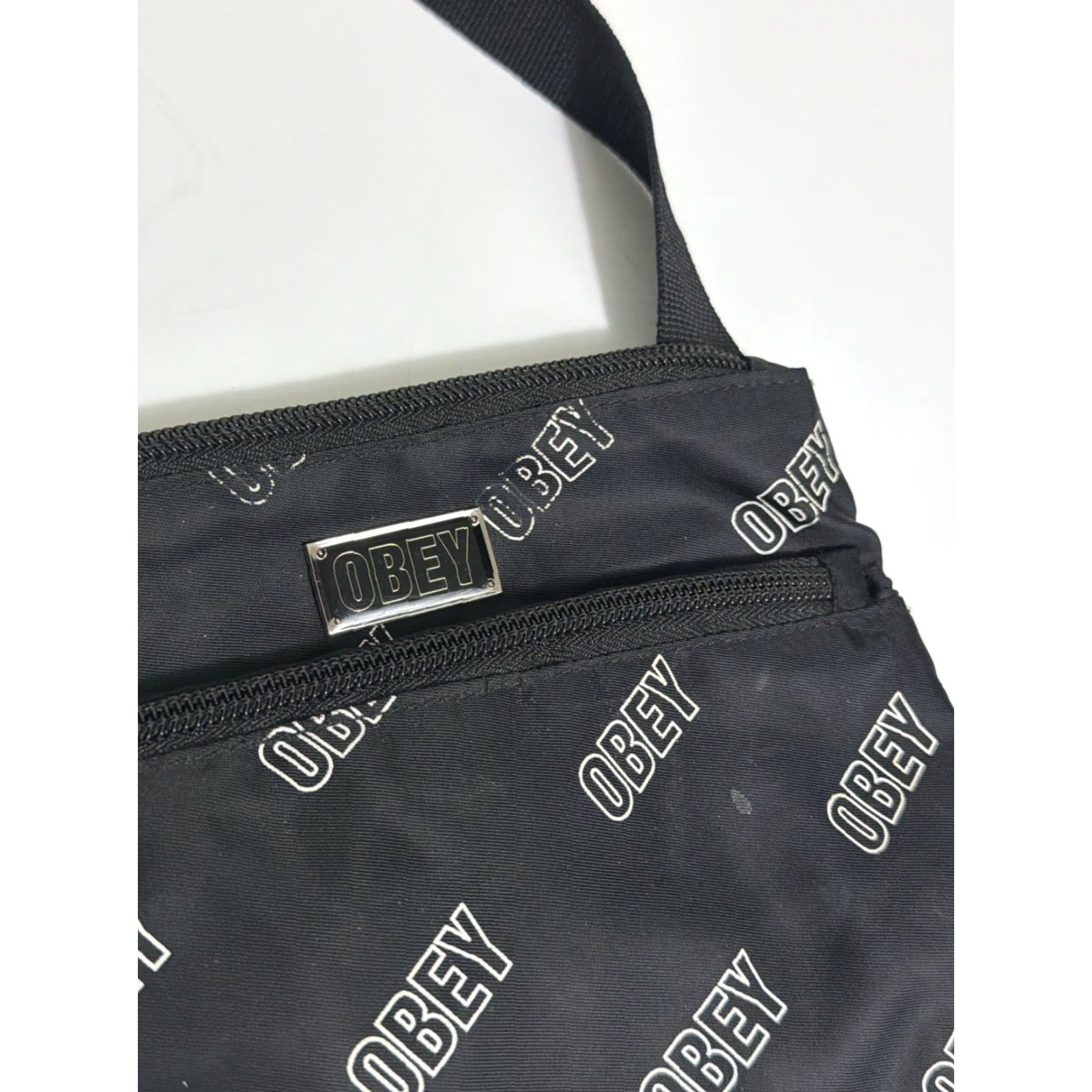 Obey OBEY Crossbody Bag Small White Black Adjustable Strap Women 8.5x7 Size ONE SIZE - 4 Thumbnail