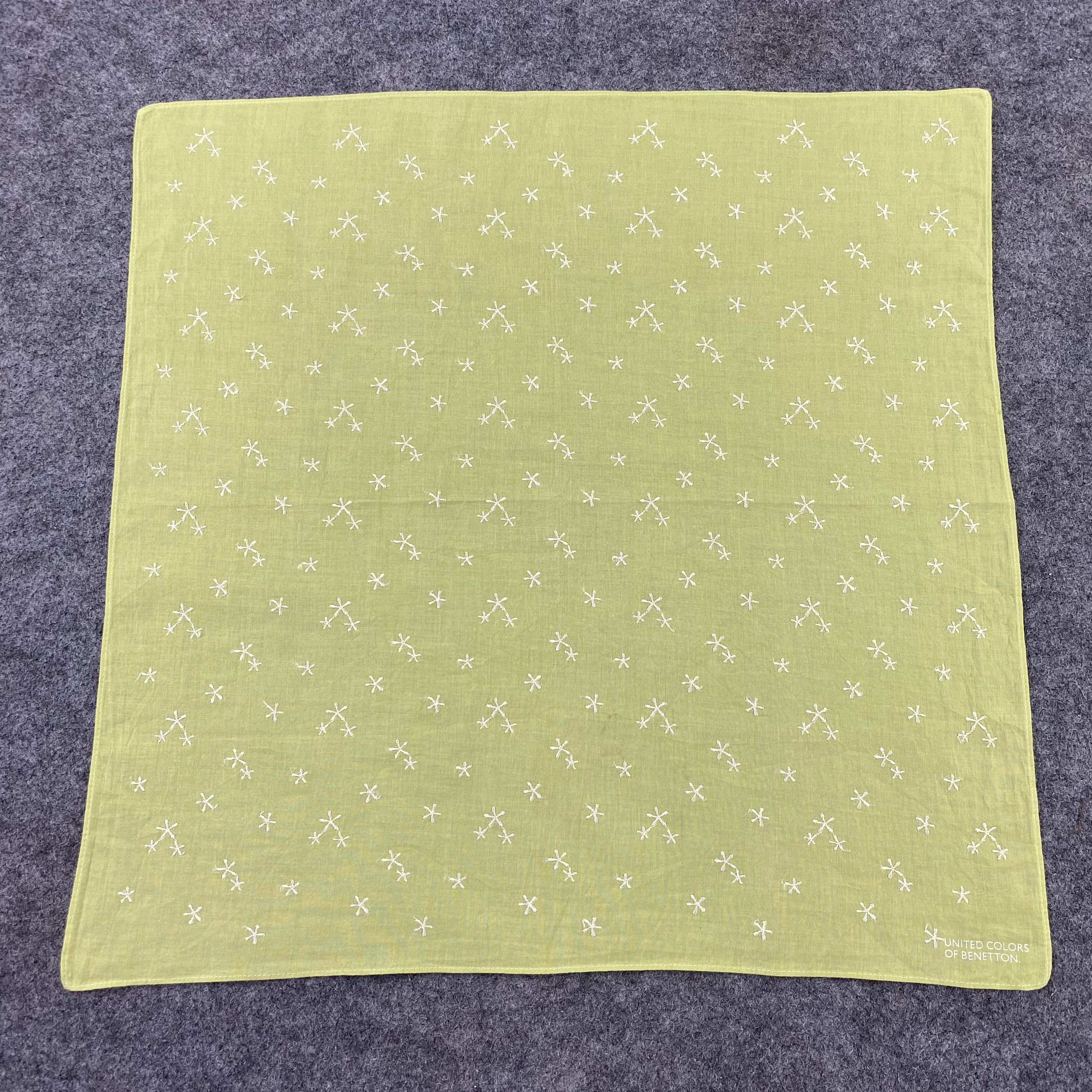 United Colors Of Benetton Benetton Neckerchief / Bandana / Handkerchief-B707 Size ONE SIZE - 3 Thumbnail