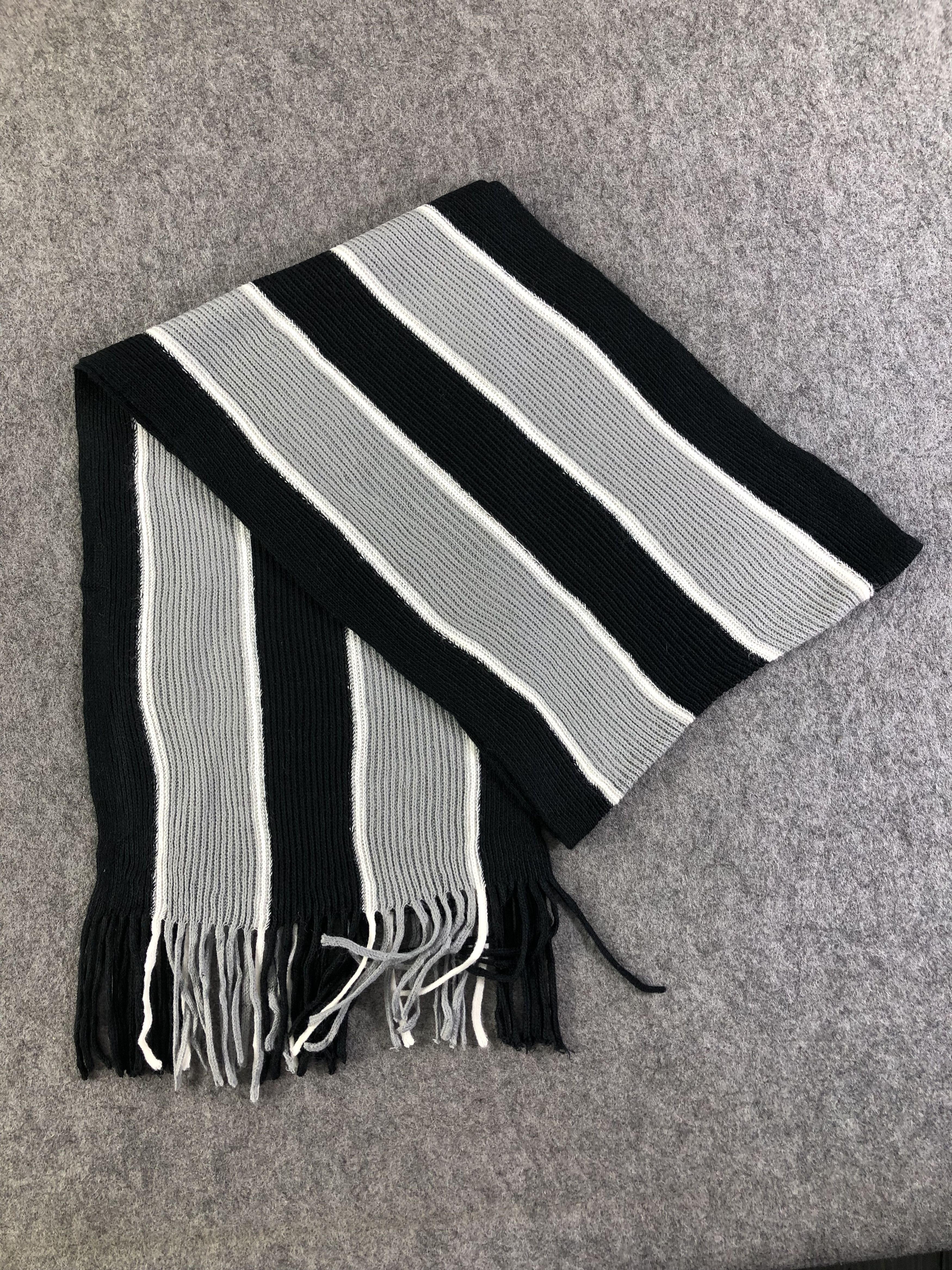 Edwin Edwin Scarf / Muffler / Neckwear Size ONE SIZE - 5 Thumbnail