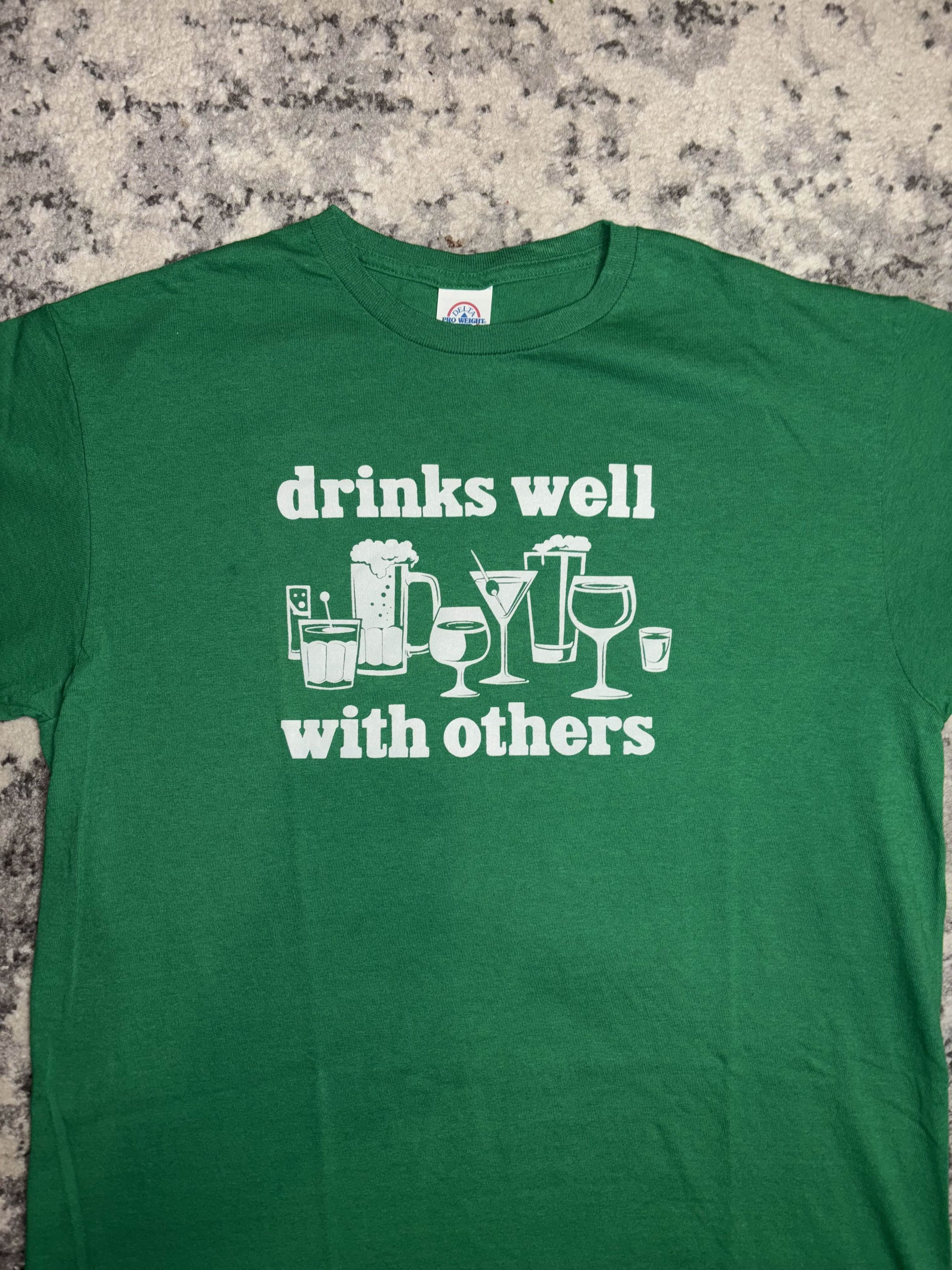 Vintage Y2K Drinks Well With Others Funny Shirt Size US L / EU 52-54 / 3 - 2 Thumbnail