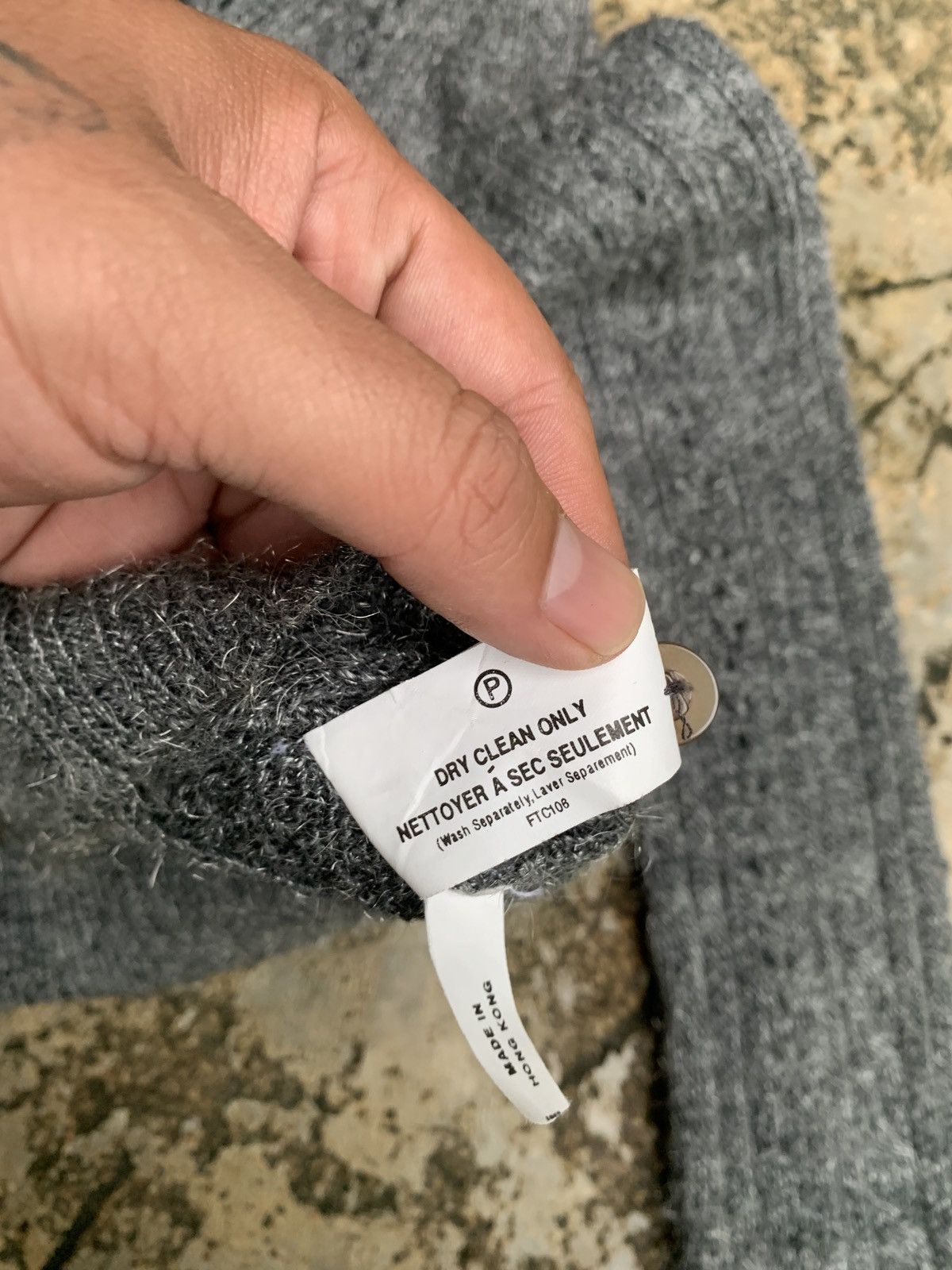 If Six Was Nine × Japanese Brand × Le Grande Bleu (L.G.B.) 2000s Cozzi Japan Avant Garde Fur Mohair Knitwear Cardigan Size S / US 4 / IT 40 - 14 Thumbnail