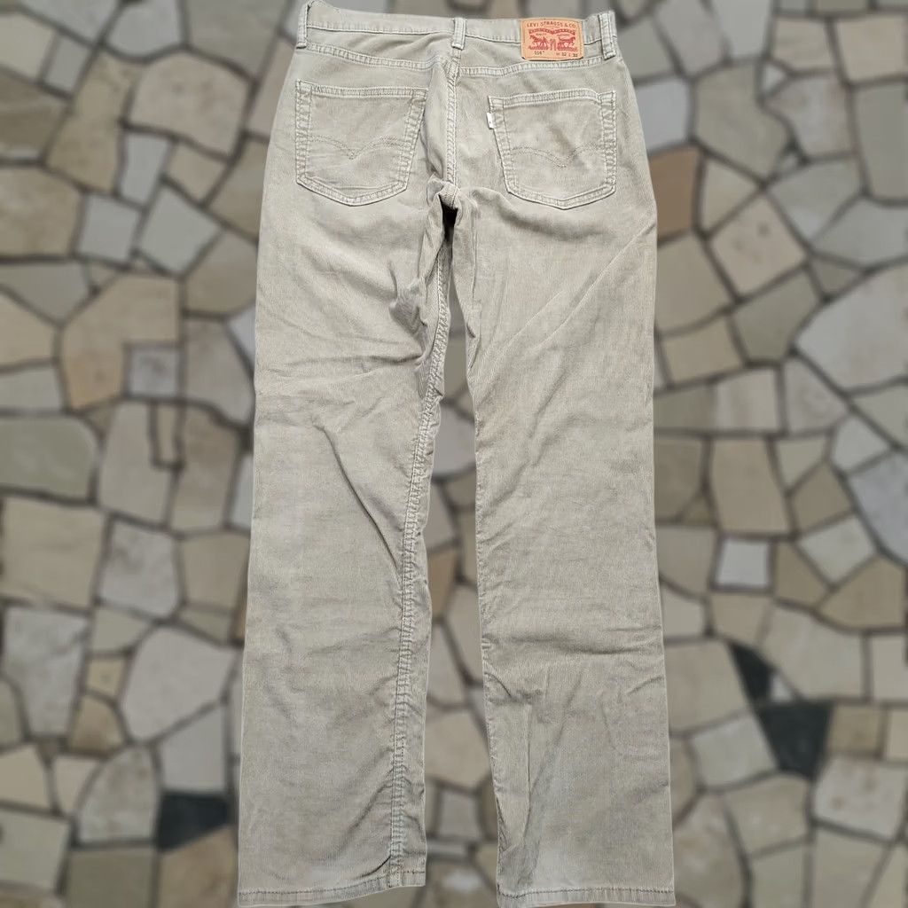 Levi's VINTAGE Levis Corduroy Pants 514 Mens 32x32 Brown 5-Pocket Straight Leg Levi's Logo Button Zipper Pants Mens Regular Brown Size US 32 / EU 48 - 1 Thumbnail