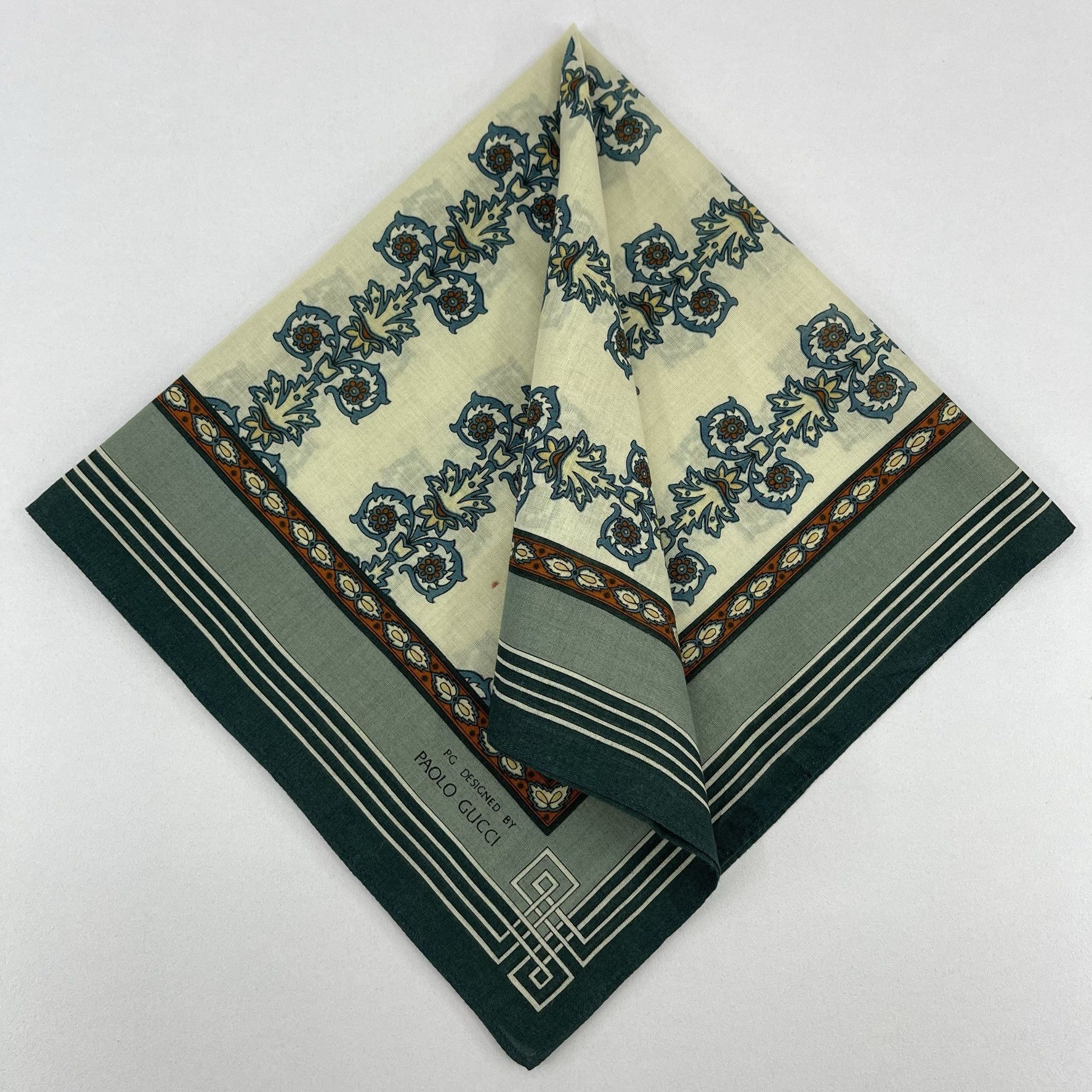 Paolo Gucci Paolo Gucci Handkerchief / Neckerchief / Bandana - 4142 Size ONE SIZE - 1 Thumbnail