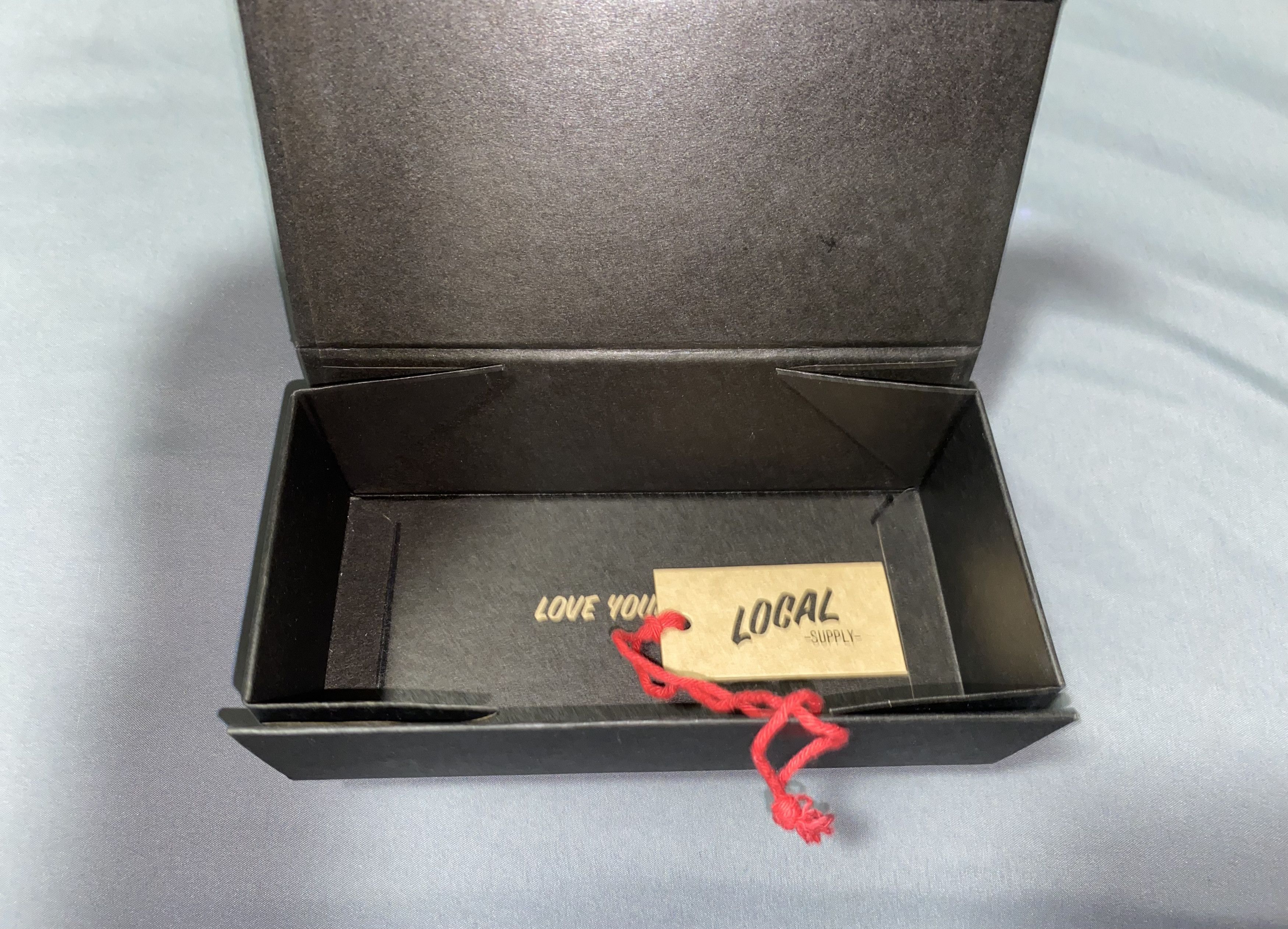 DQM Magnetic box ONLY Dqm New York Local Supply Sunglasses vtg ! Size ONE SIZE - 4 Thumbnail