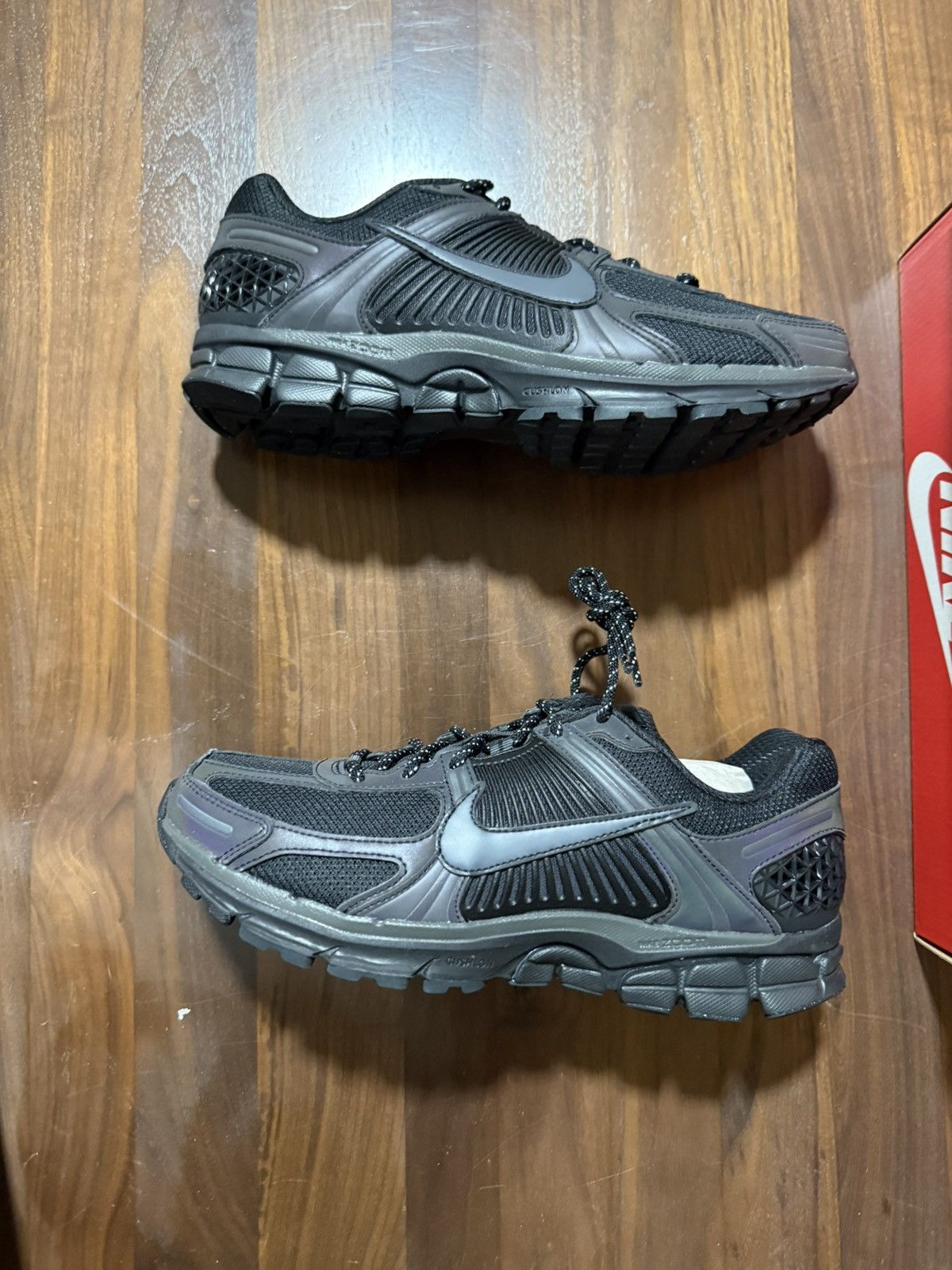 Nike Nike Zoom Vomero 5 SE “Black Reflective” (IM6597-001) 11.5 Size US 11.5 / EU 44-45 - 2 Thumbnail