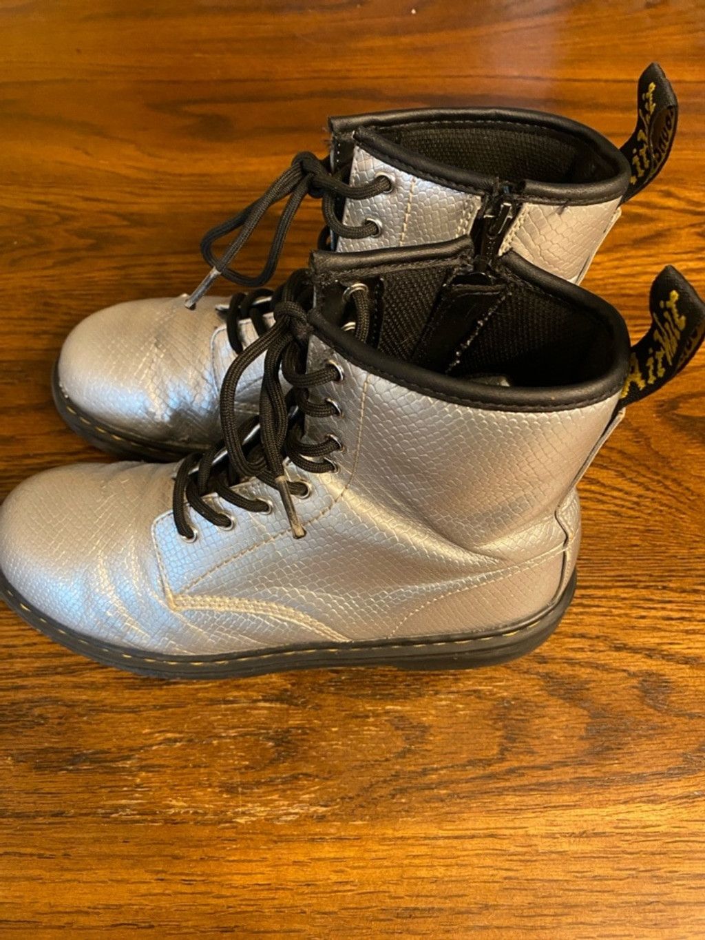 Dr. Martens Dr Martens Silver Scale 8 Eye Zipper Boots size 6 Size US 6 / IT 36 - 4 Thumbnail