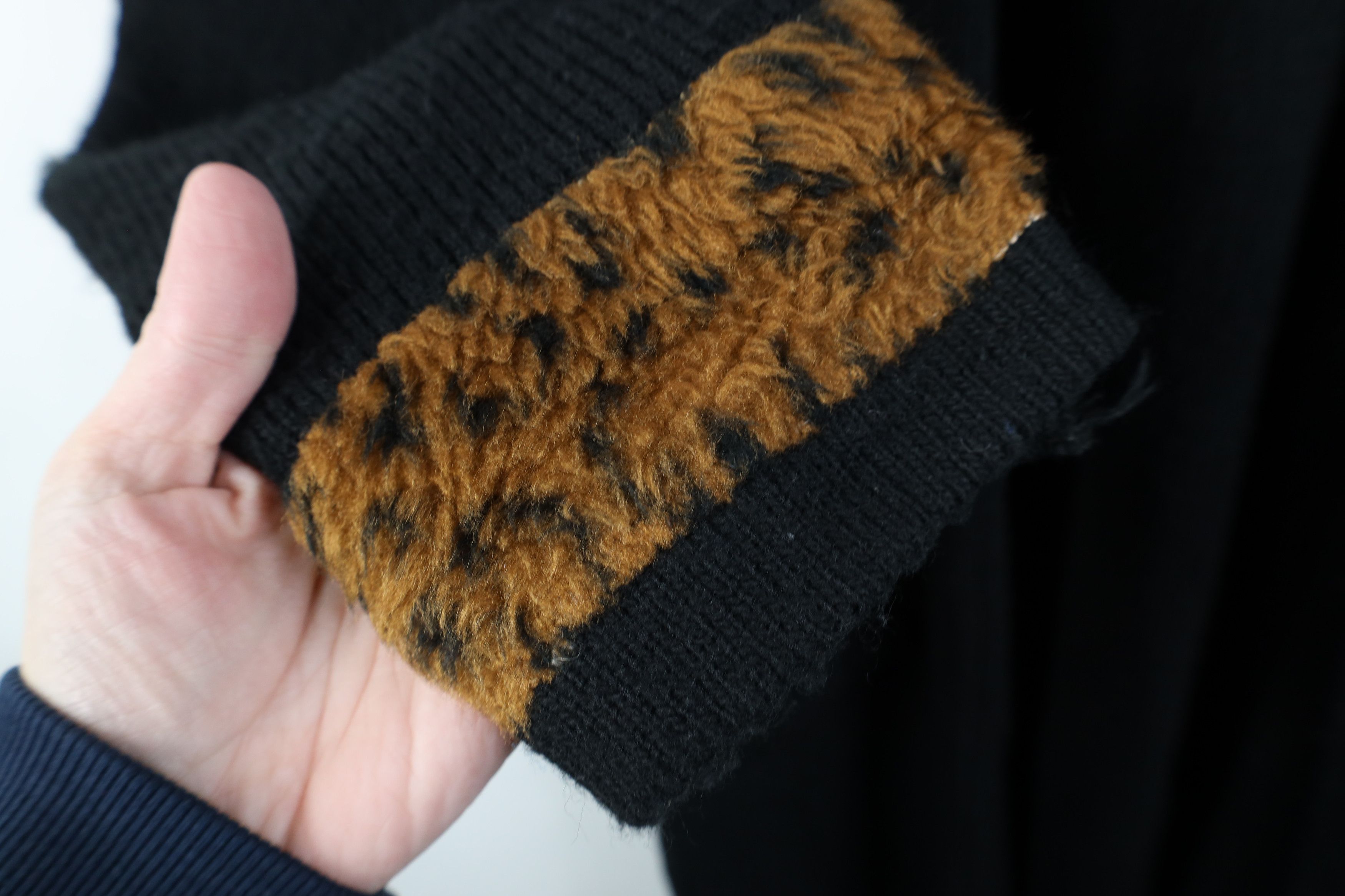 Vintage Vintage 90s Streetwear Knit Sun Feather Leopard Sweater Size ONE SIZE - 8 Thumbnail